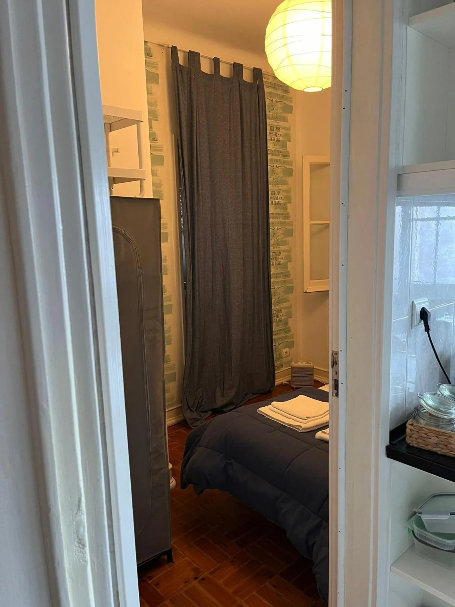 Bedroom in Alvalade II Airport Guest House