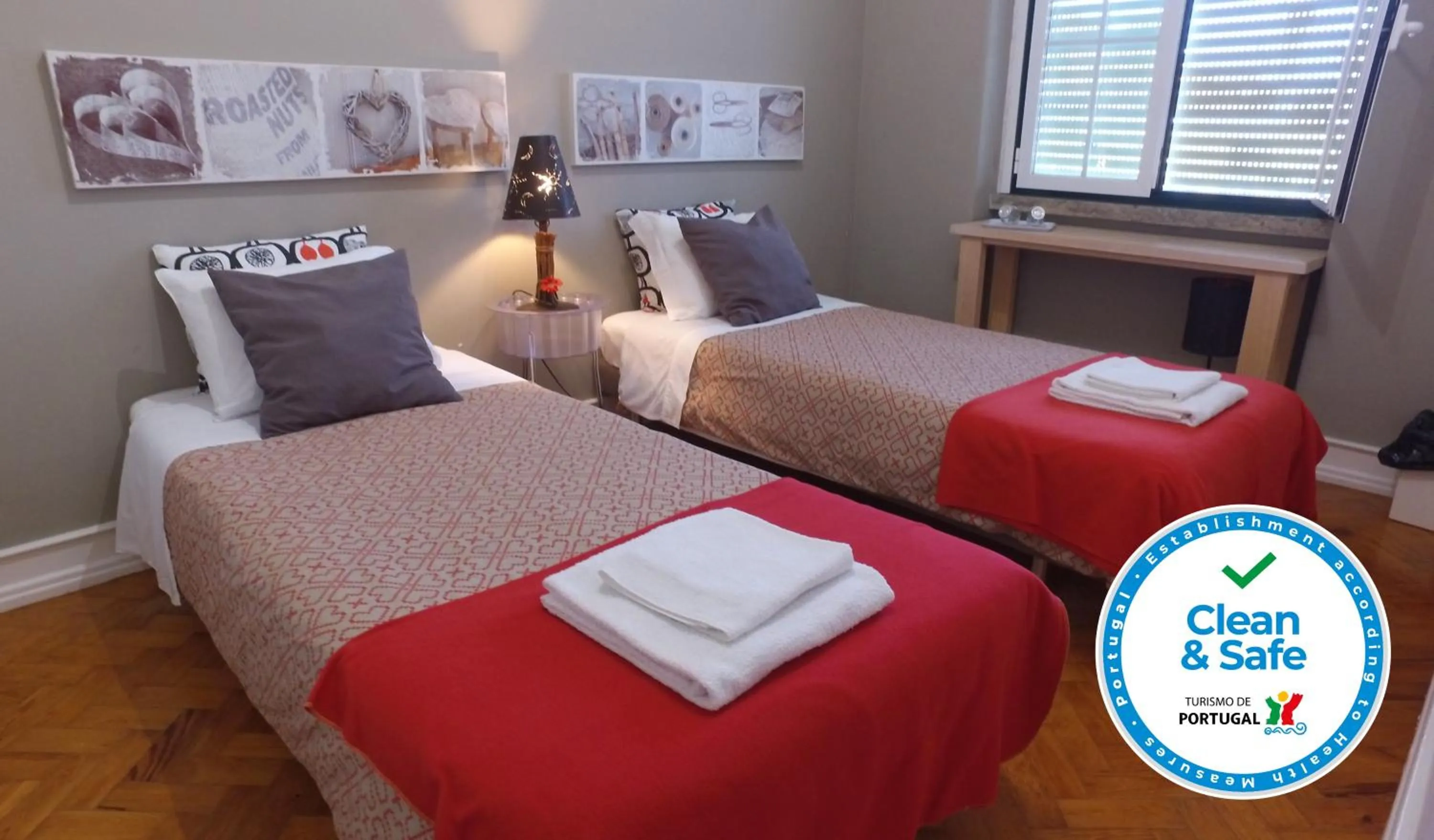 Bed in Alvalade II Airport Guest House