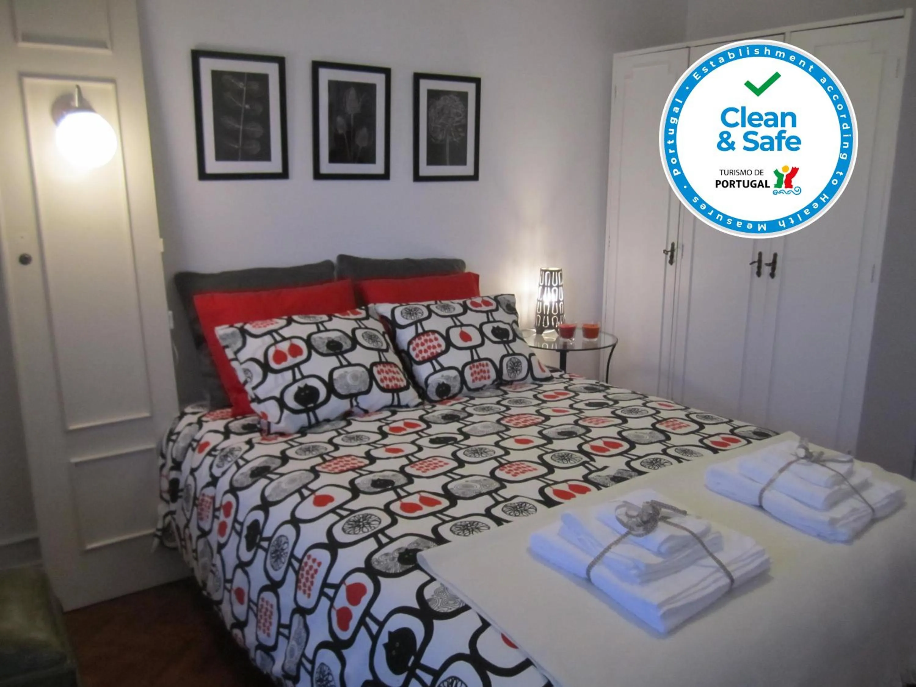 Bedroom in Alvalade II Airport Guest House