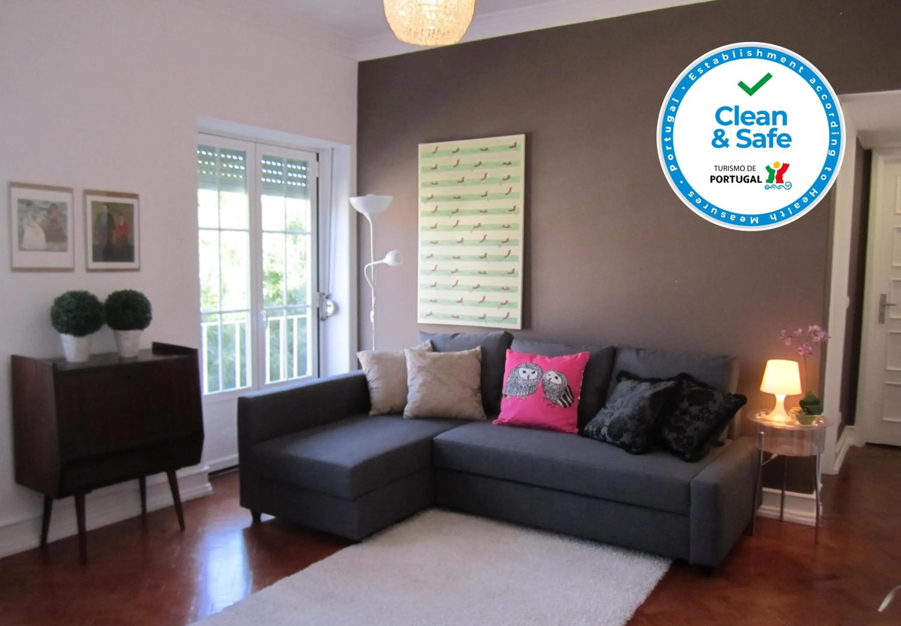 Living room in Alvalade II Airport Guest House