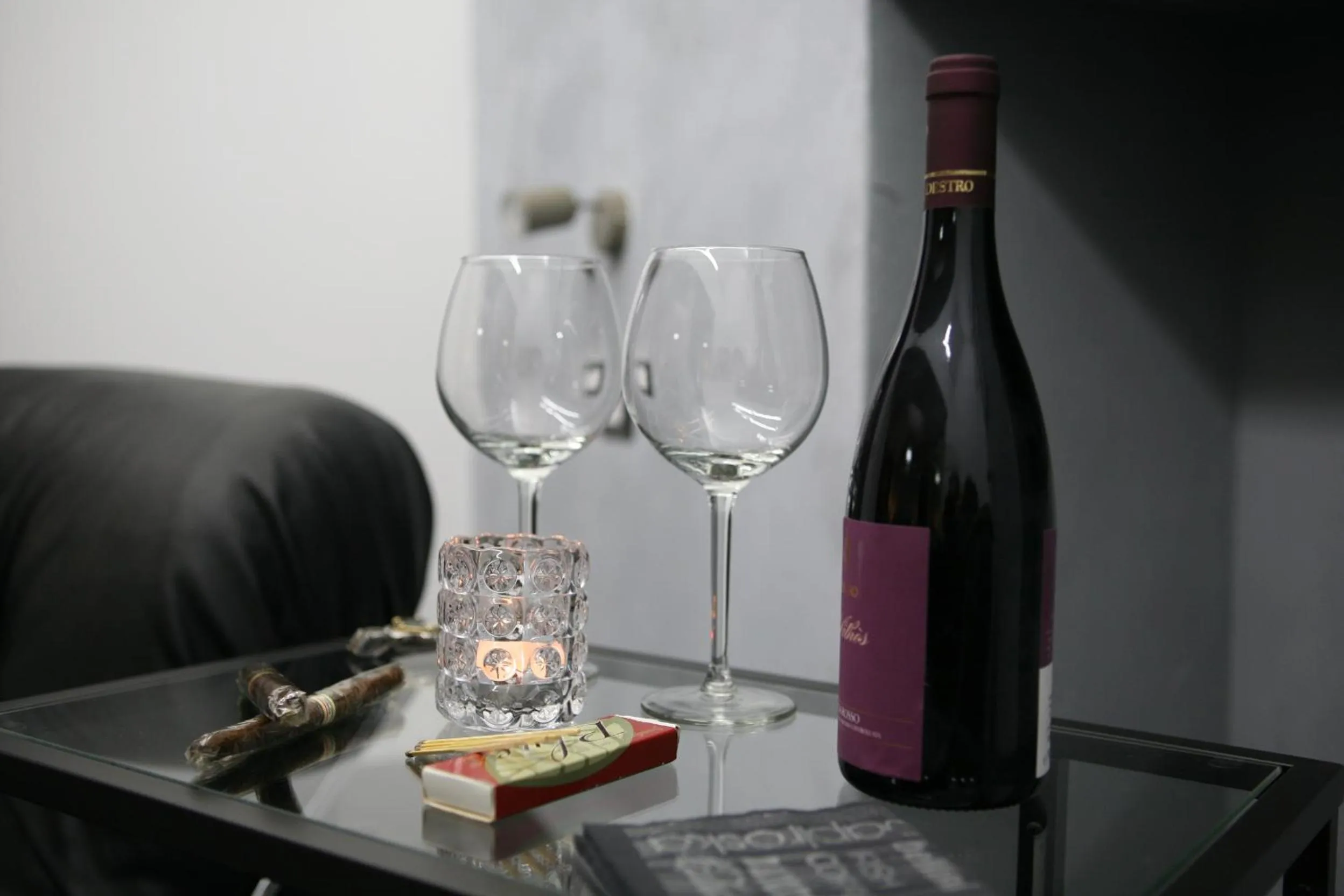 Decorative detail in A Mo Casa