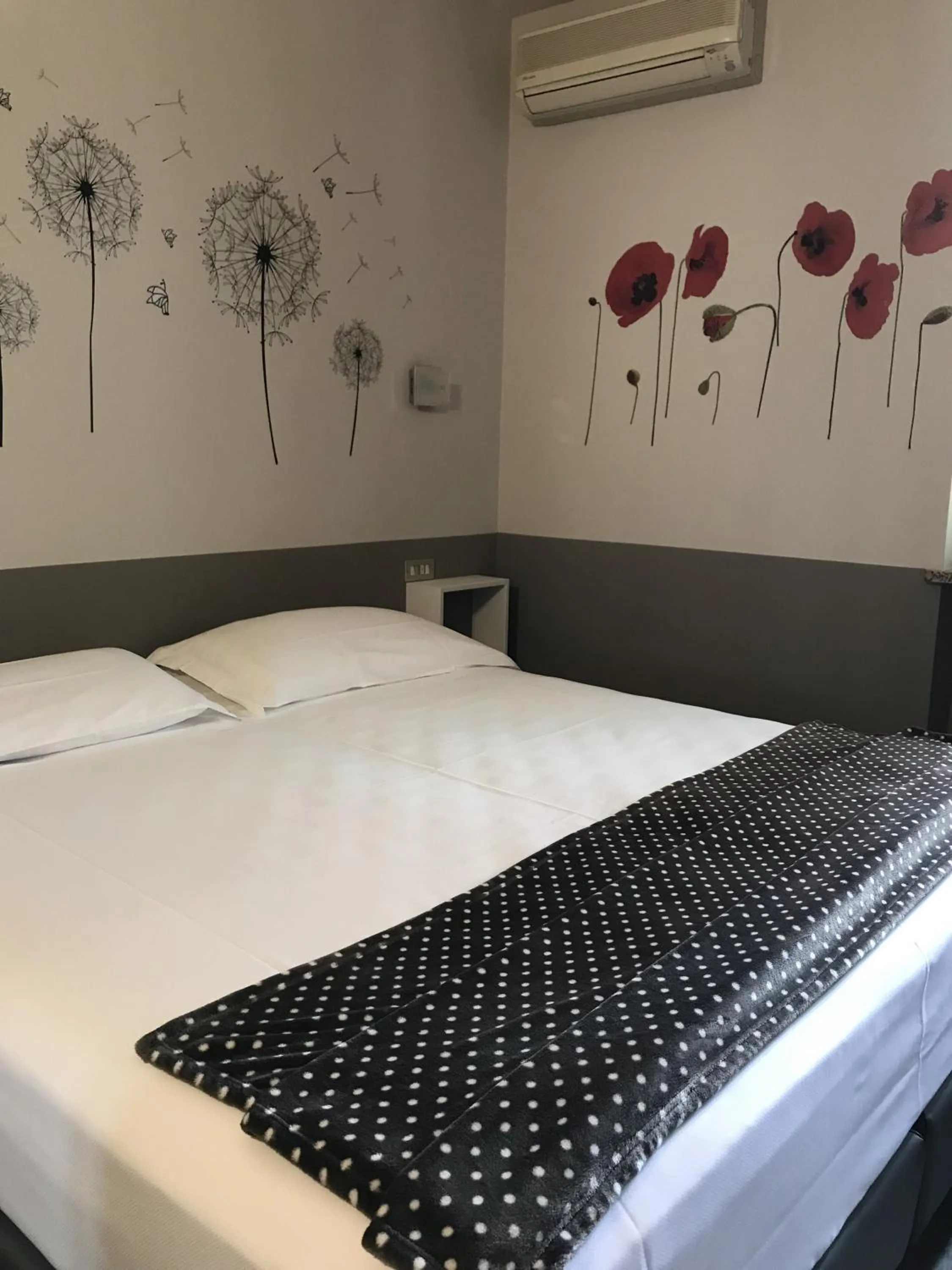 Bed in Albergo Al Cacciatore Tortellinando