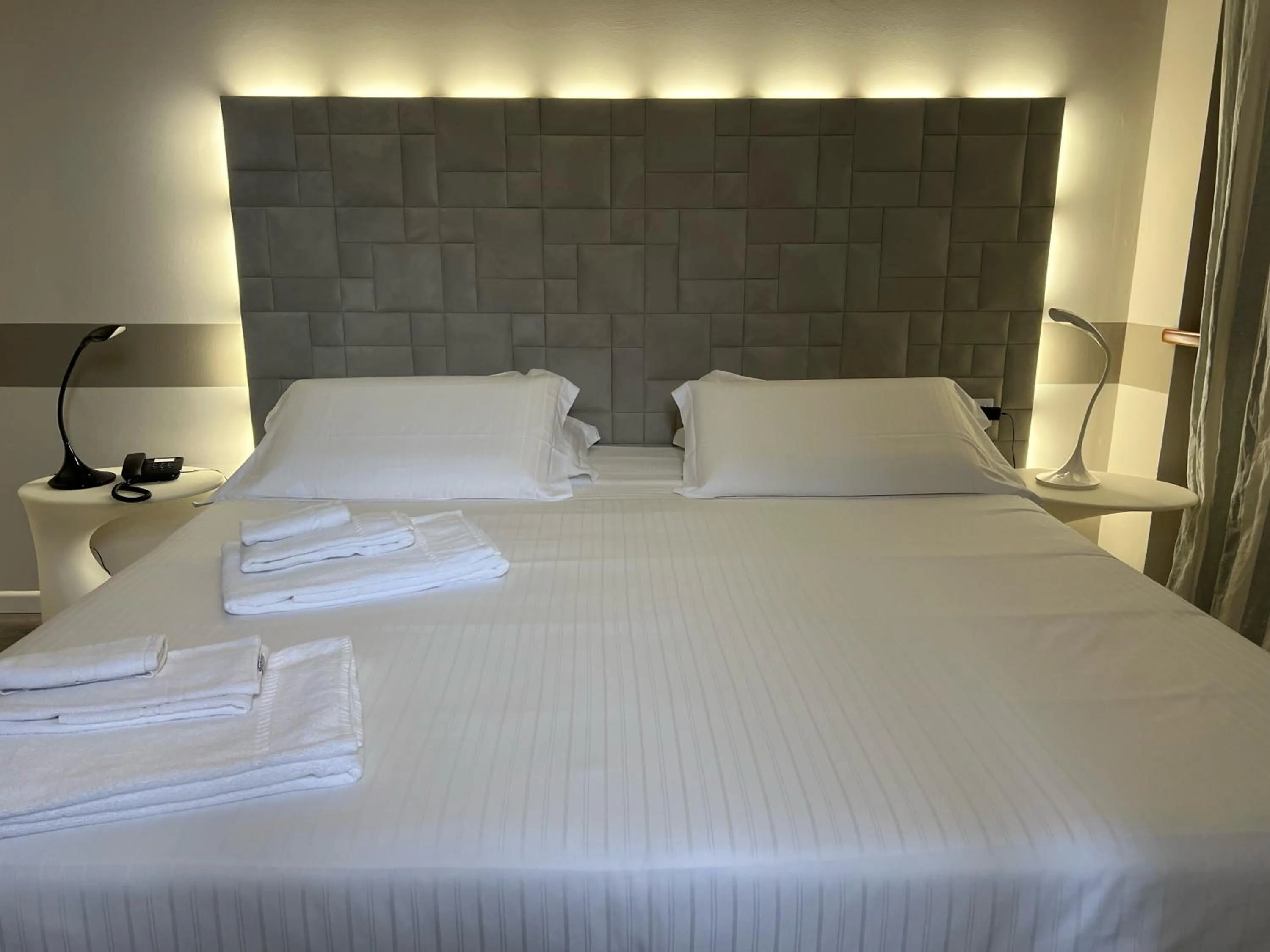 Bedroom in Albergo Al Cacciatore Tortellinando