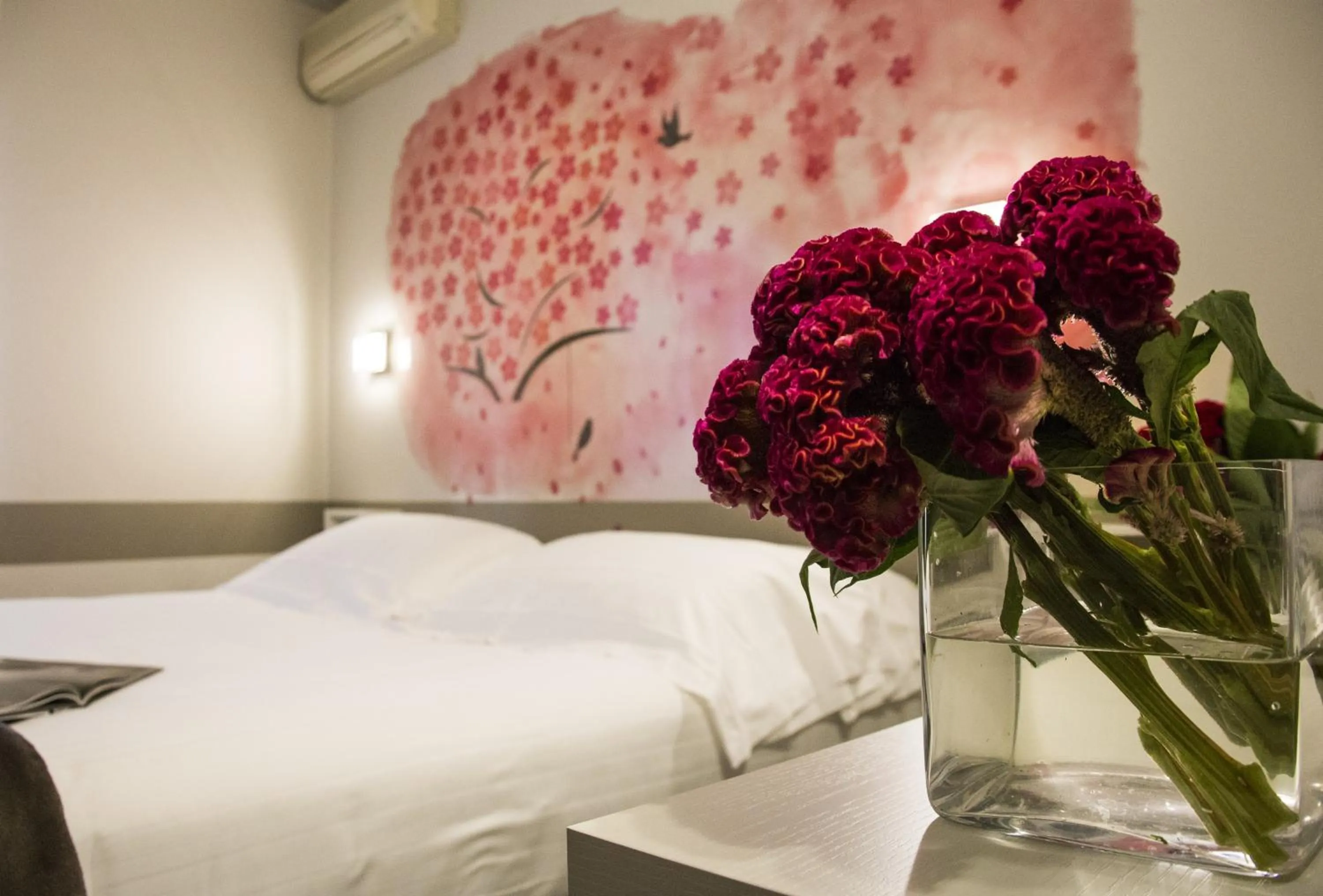 Decorative detail in Albergo Al Cacciatore Tortellinando