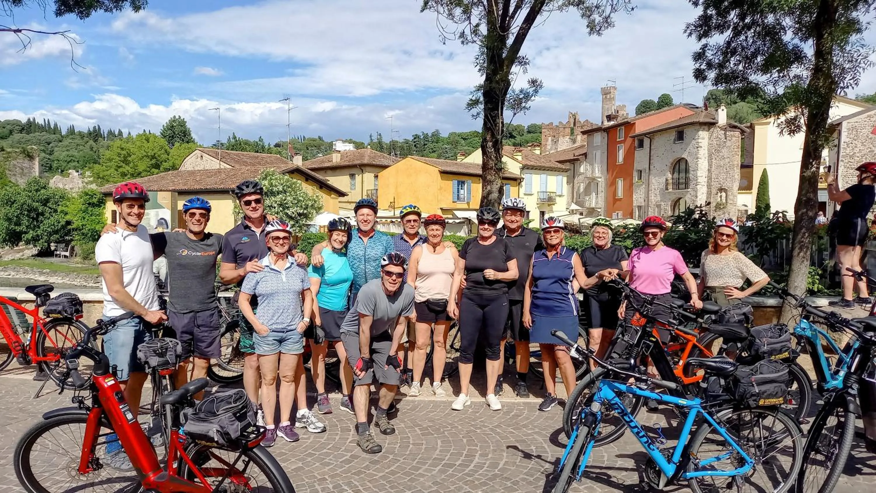 People in Albergo Al Cacciatore Tortellinando