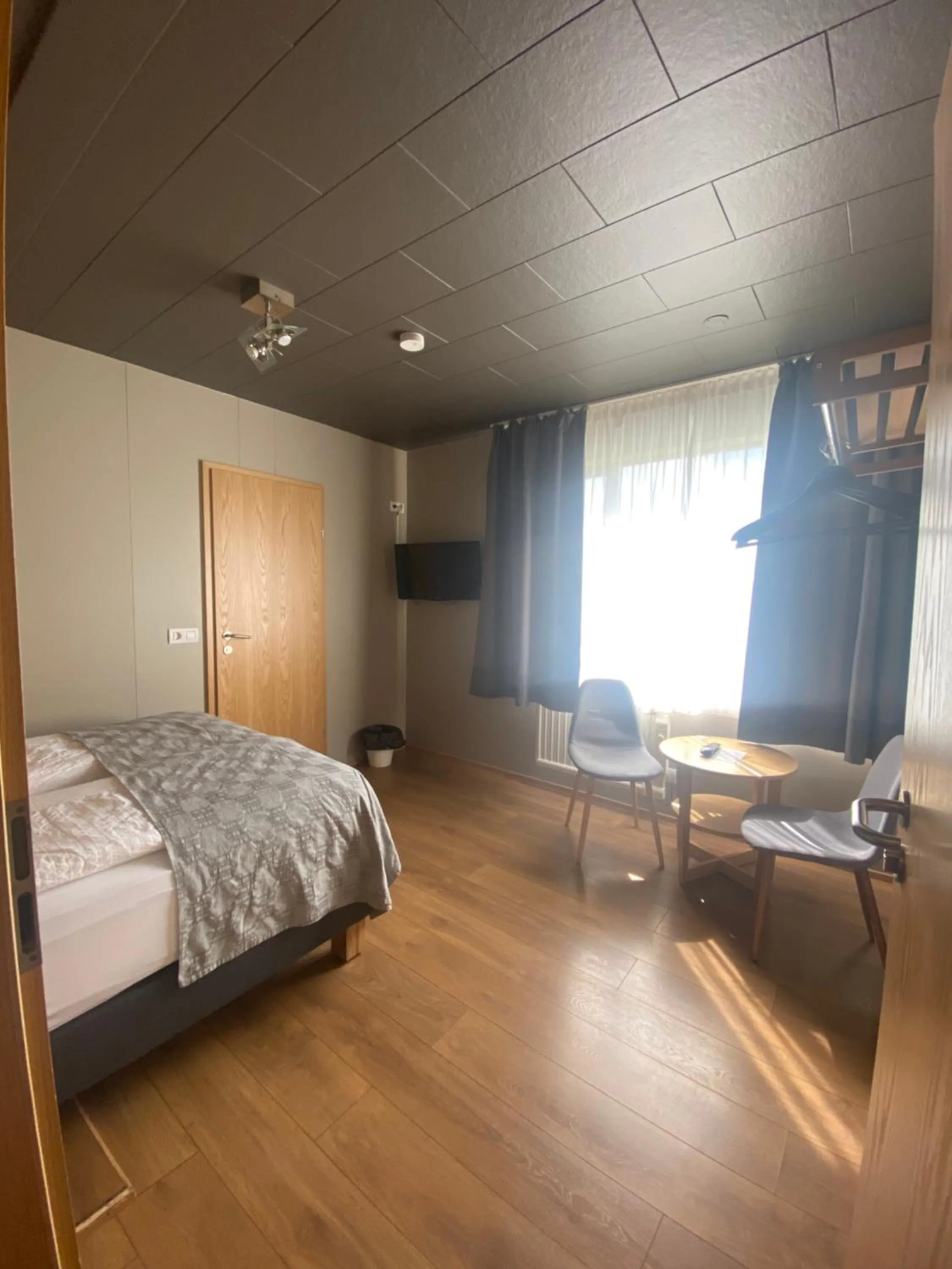 Bed in North West Restaurant & Guesthouse