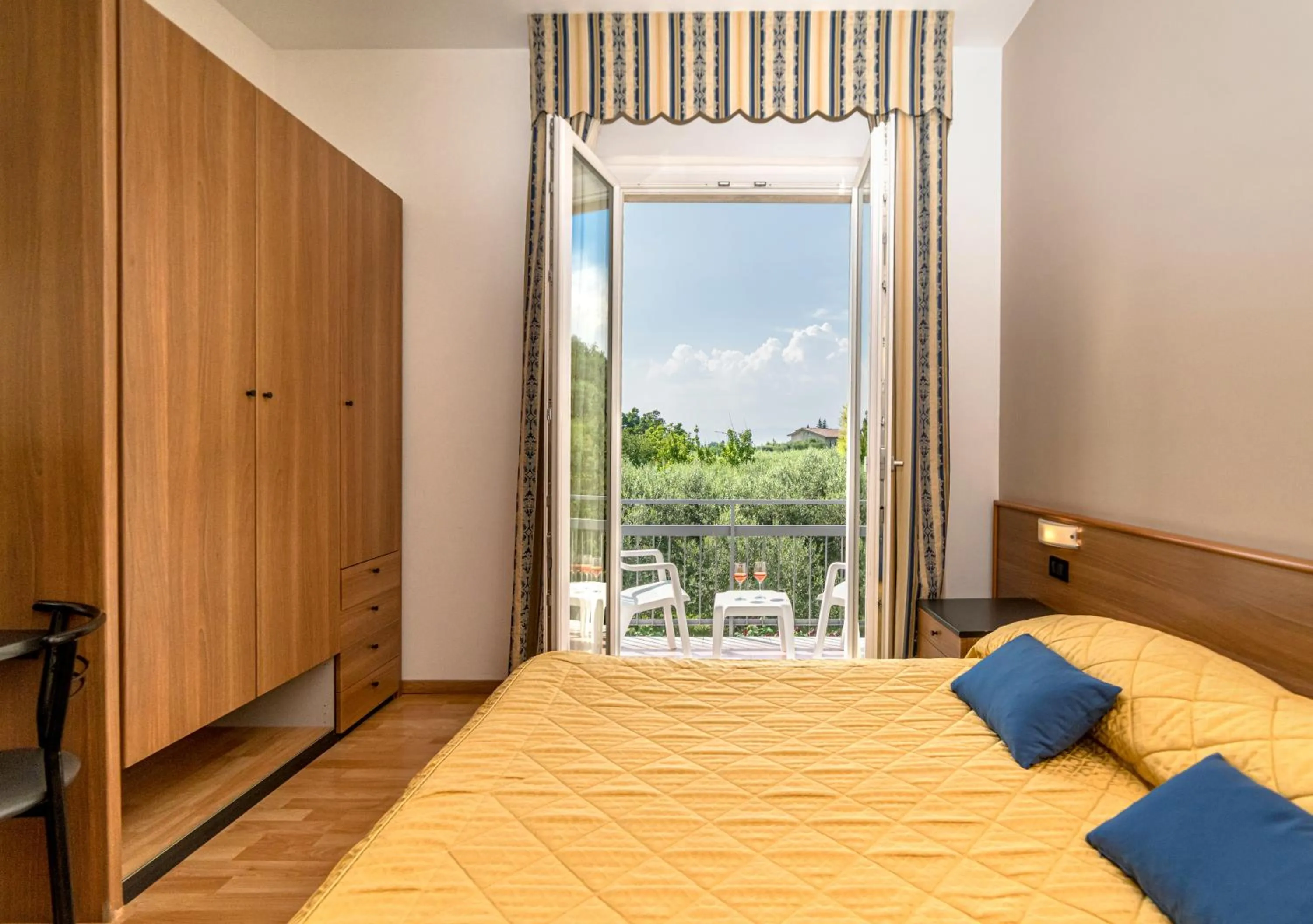 Bed in Hotel Mary Rose