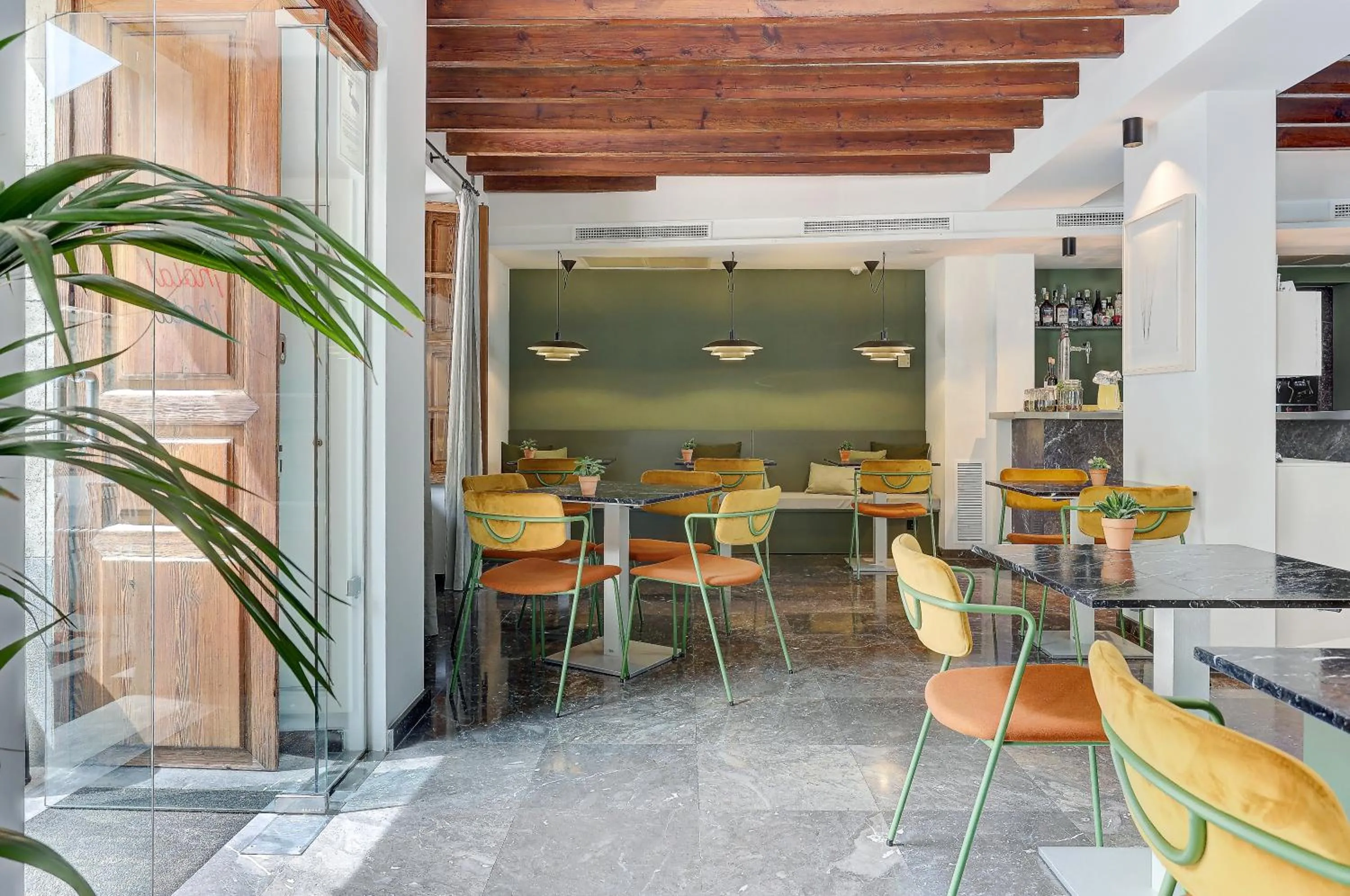 Dining area in Desbrull