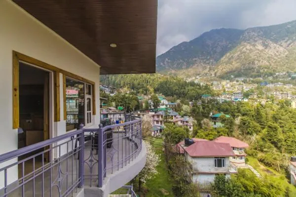 Balcony/Terrace in WOW STAYZ2 Hotel The Lodge