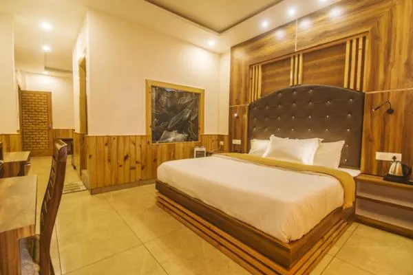 Bedroom, Bed in WOW STAYZ2 Hotel The Lodge