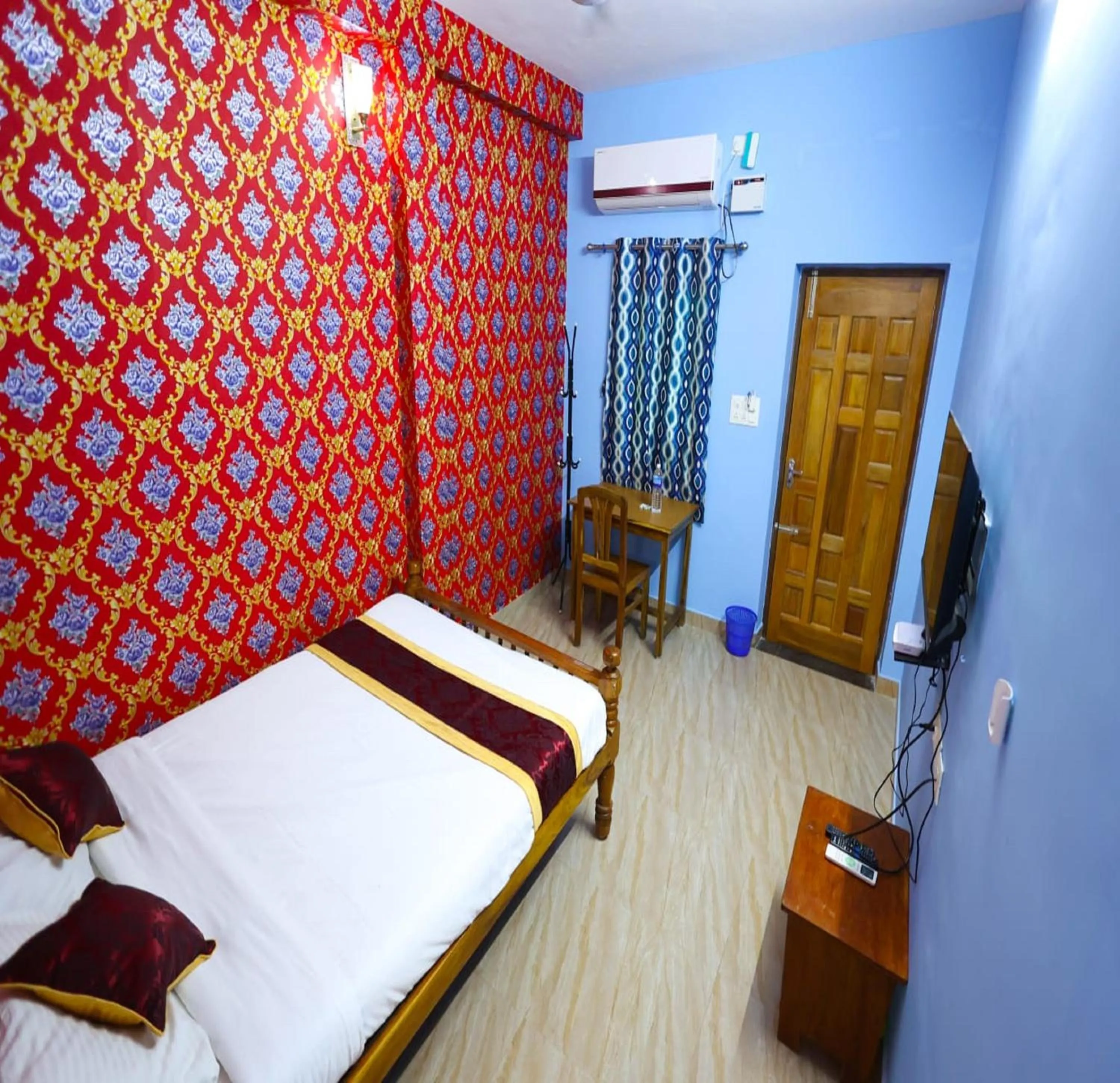 Bedroom in PVR Guest House