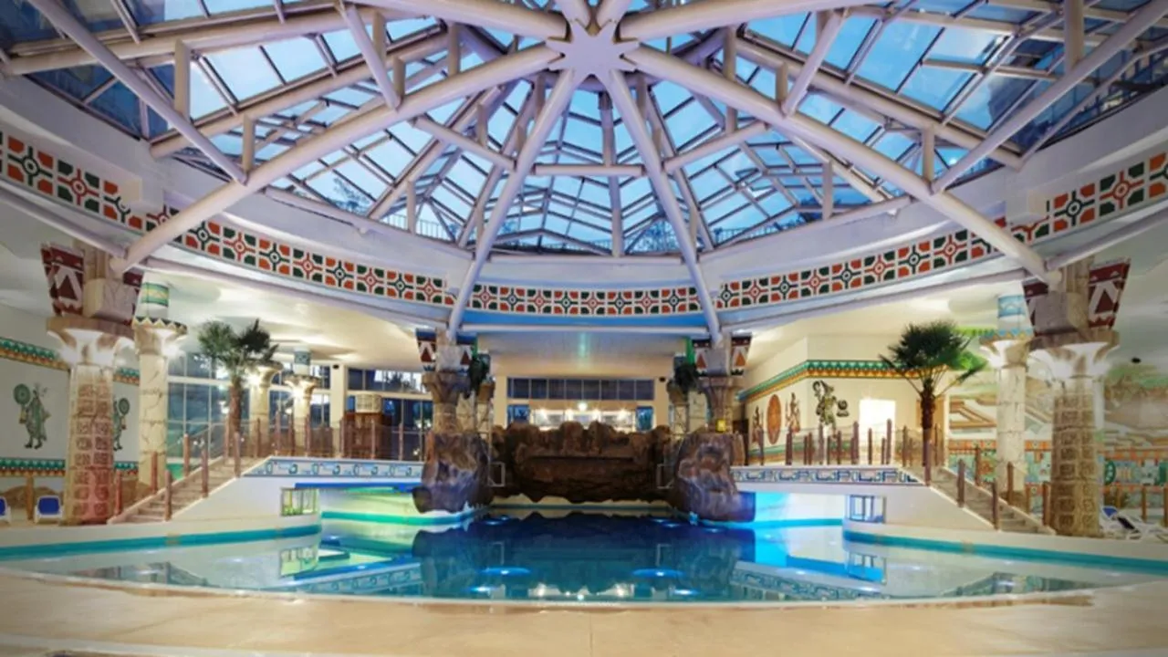 Island Castle Hotel & Waterpark