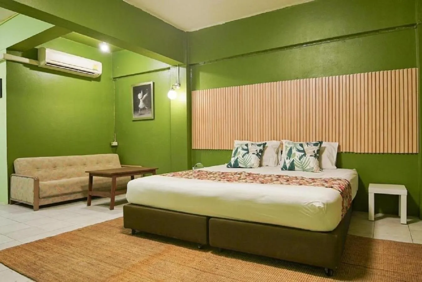 Bed in XX GO INN The Grand Palace Bangkok-Mrt Samyot Station