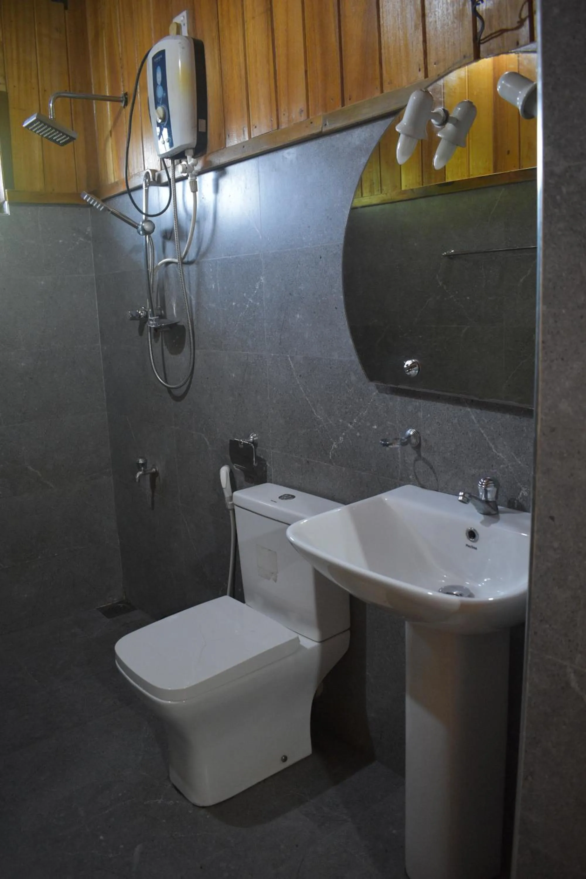 Shower in Shiny Lakeside Resort