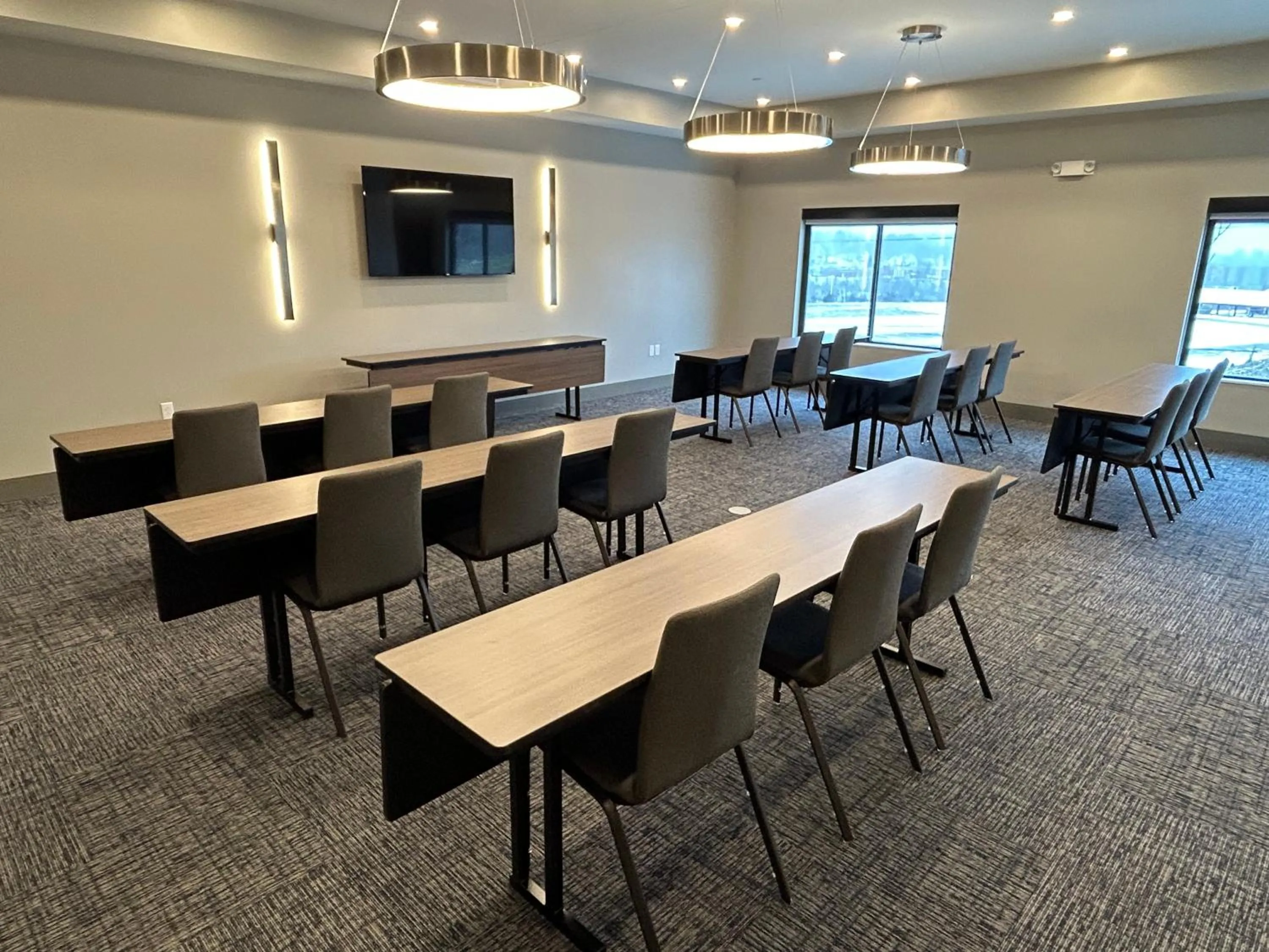 Meeting/conference room in Best Western Plus Marquette Hotel & Suites