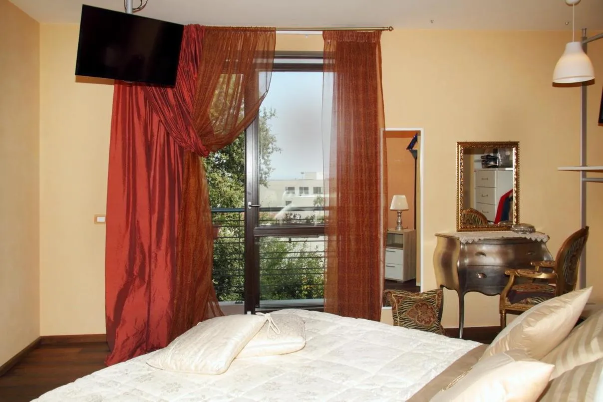 Photo of the whole room in B&B Villa il Sughero