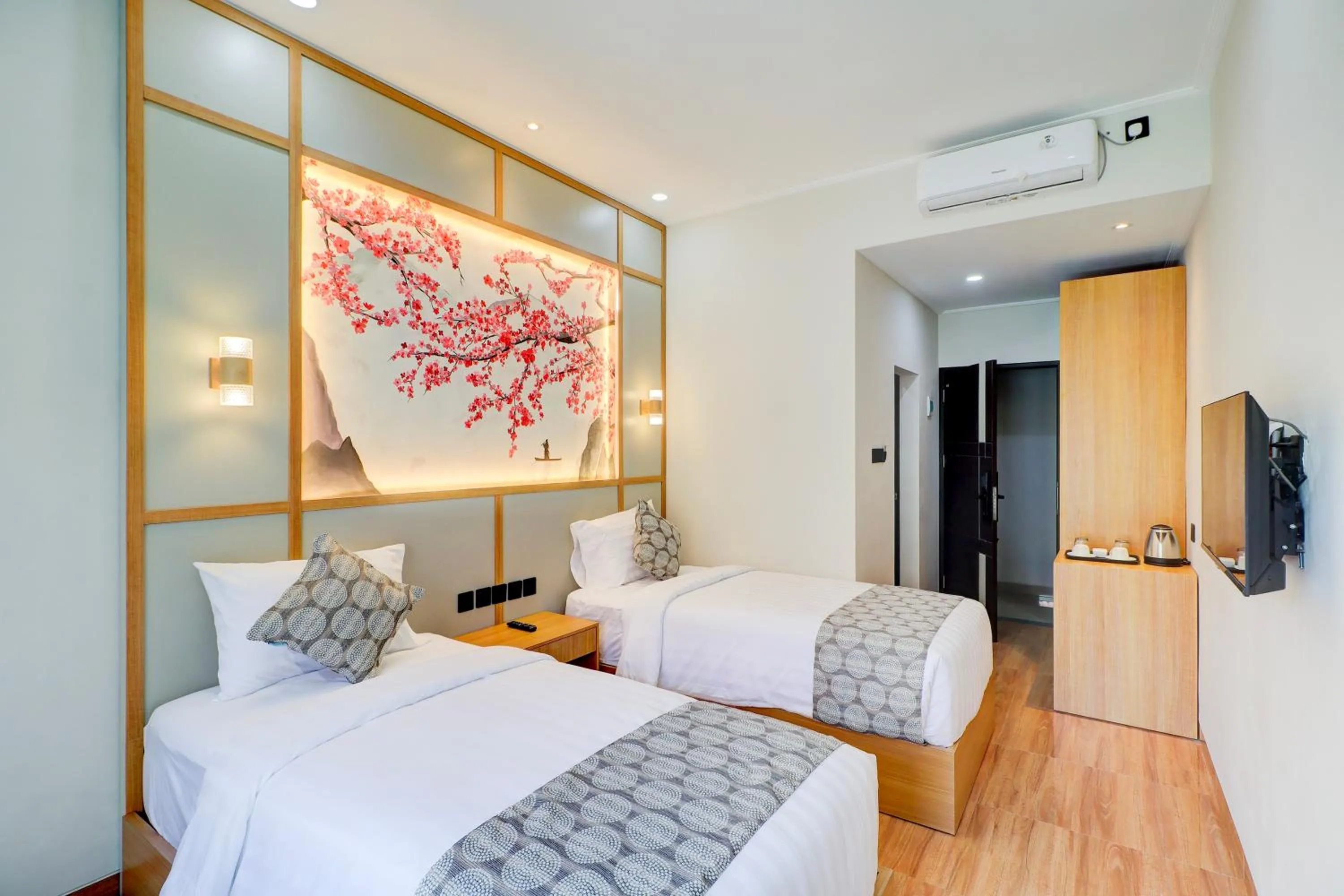 TV and multimedia in Collection O Samurai Hotel