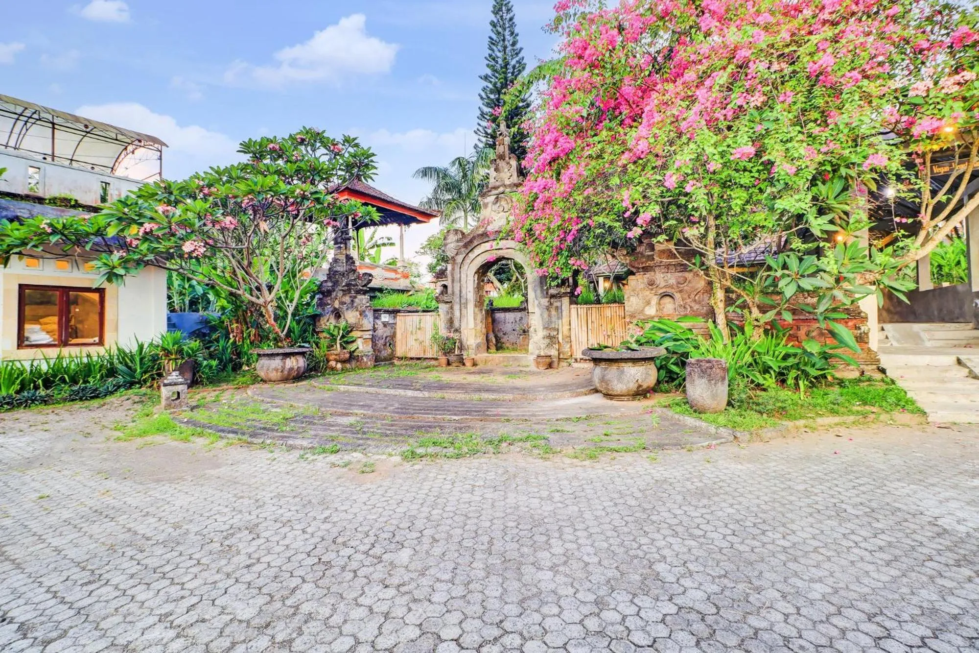 Area and facilities in Collection O Ubud Near Central Ubud Formerly Hotel Suly