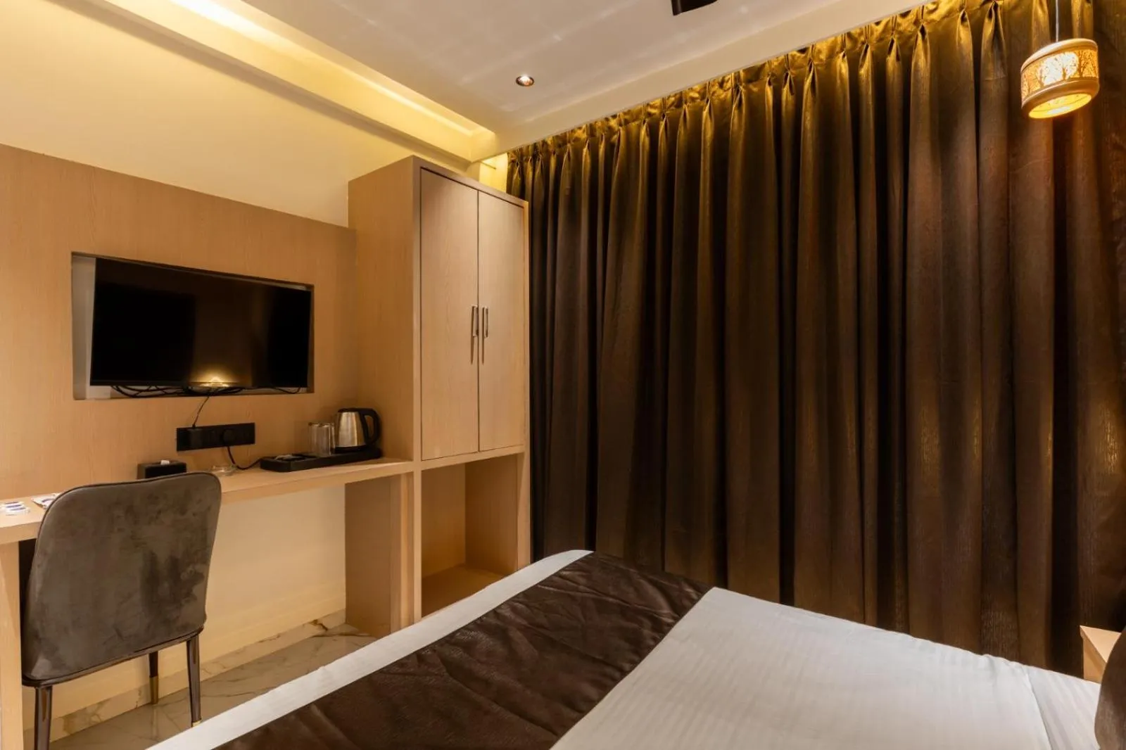 Bedroom, Bed in Hotel Windsor Castle