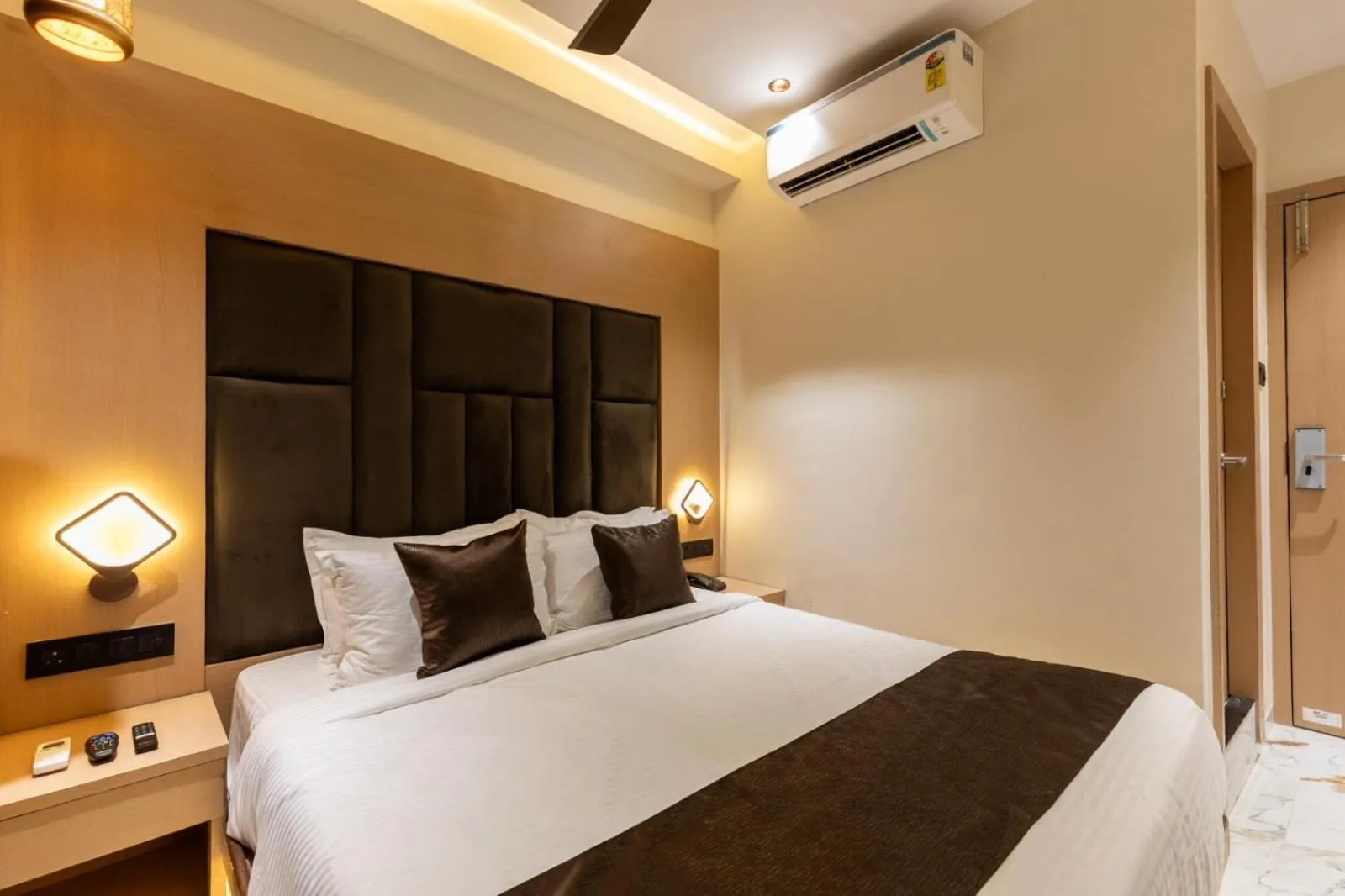 Bedroom, Bed in Hotel Windsor Castle