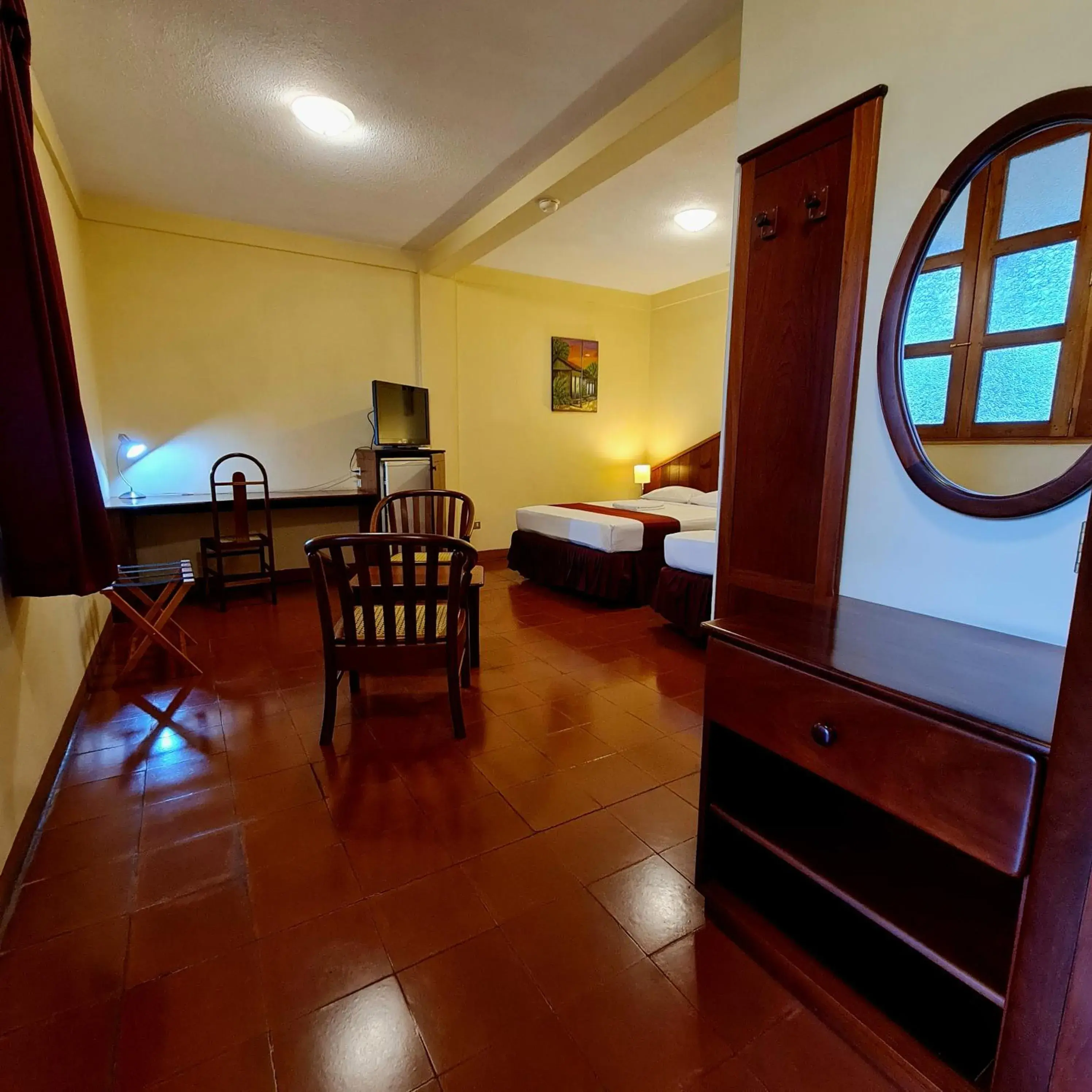 Superior Twin Room in Hotel Austria Superior Twin Room in Hotel Austria