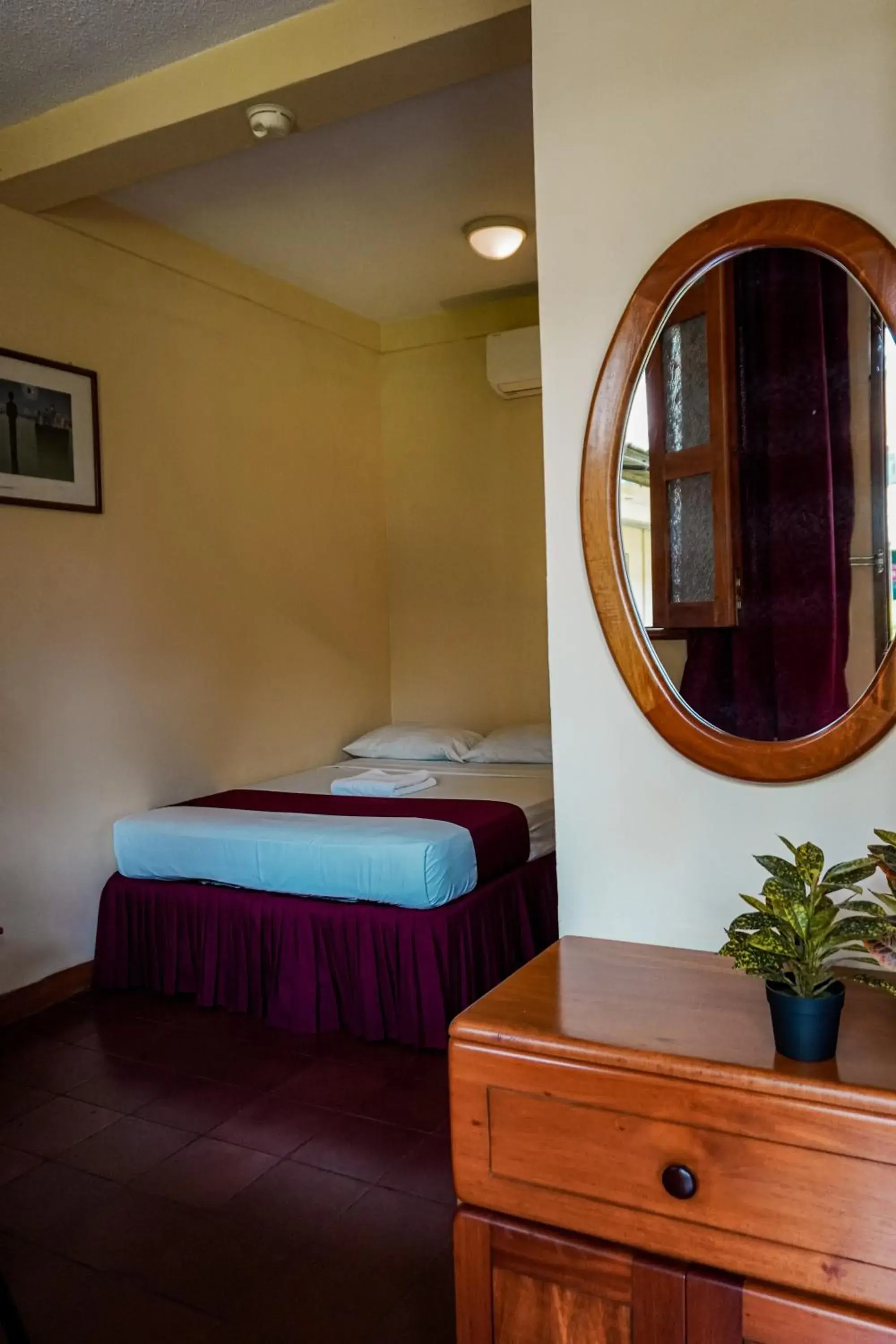 Single Room - single occupancy in Hotel Austria Single Room - single occupancy in Hotel Austria