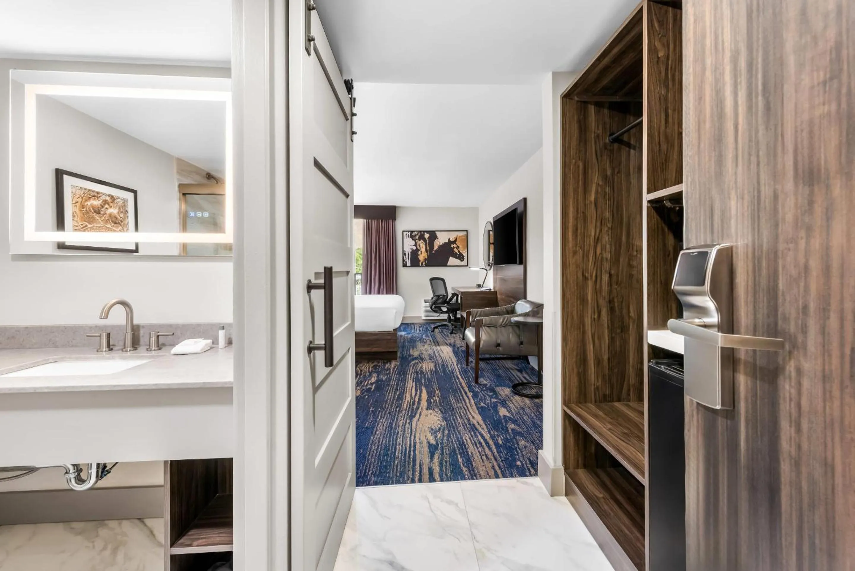 Bedroom in The Federal Hotel Downtown Carson City, an Ascend Collection Hotel