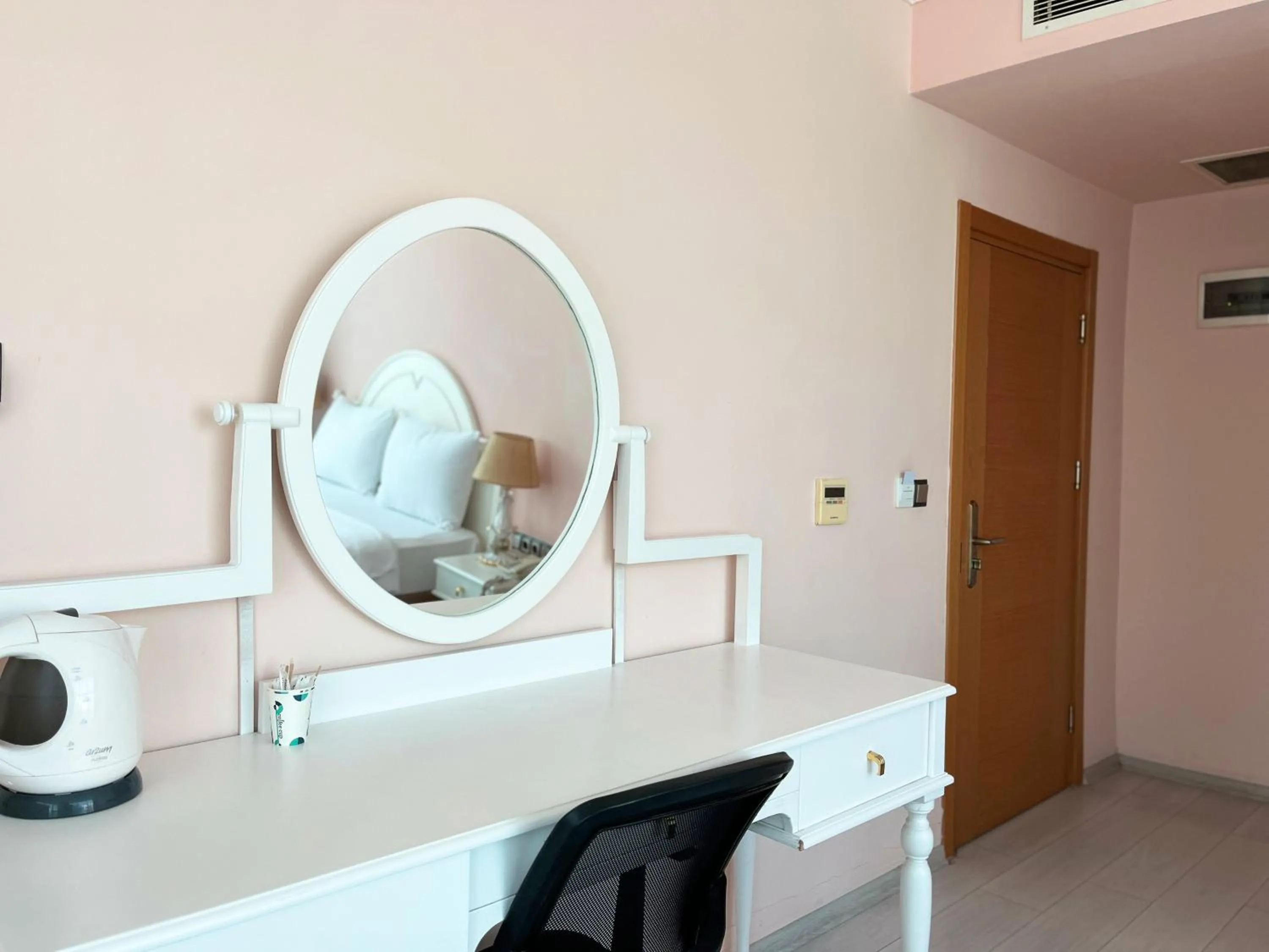 Seating area in Ottoman Hotel Sakarya