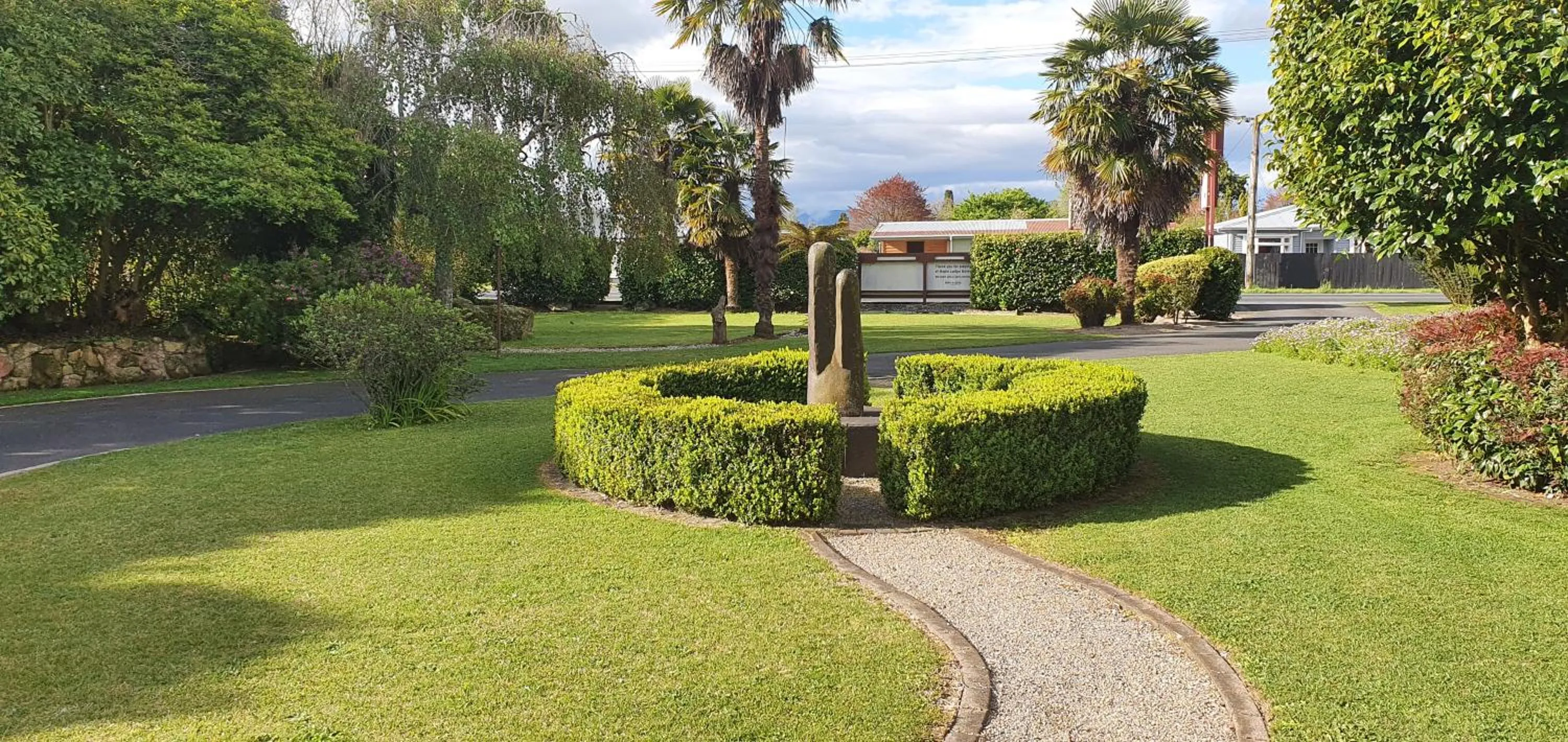 Garden in Maple Lodge Motel