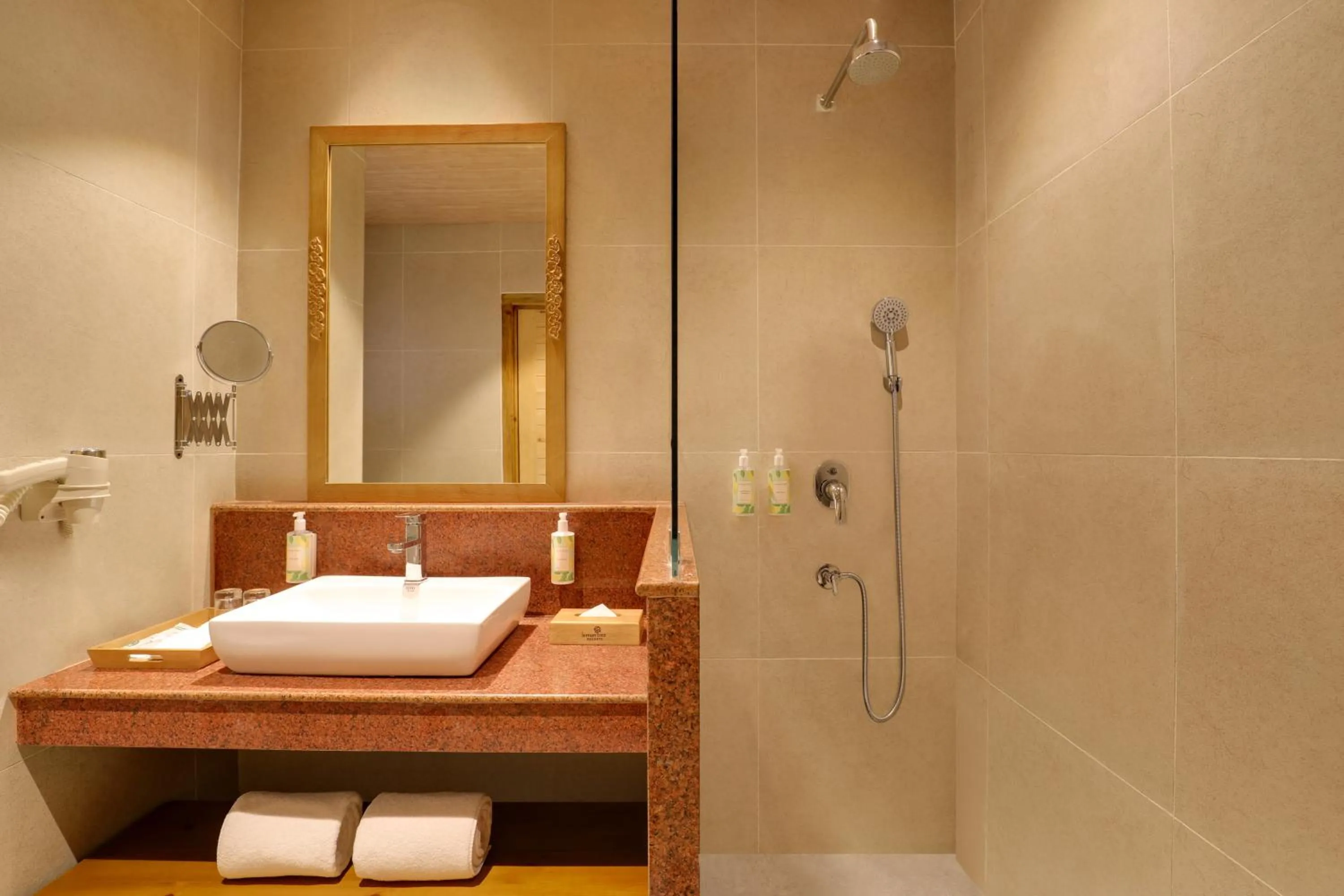 Bathroom, Bed in Lemon Tree Resort, Thimphu, Bhutan