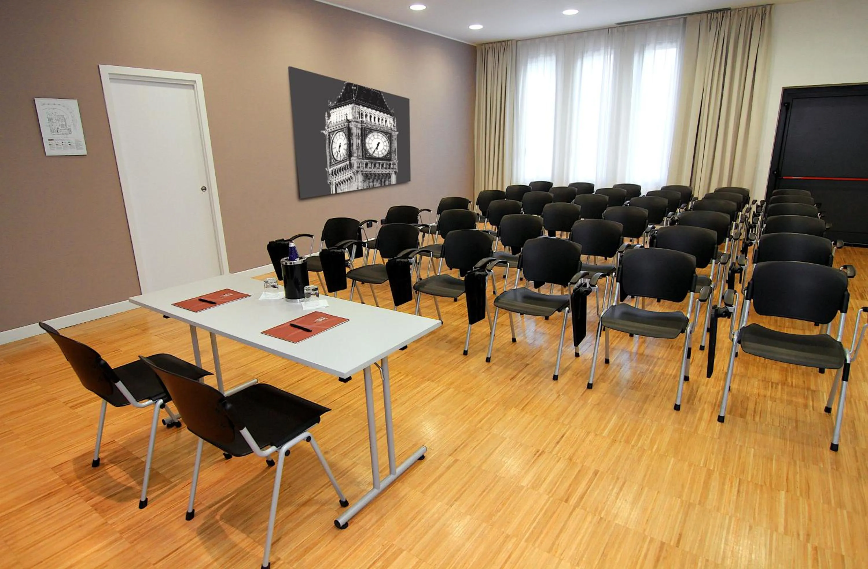 Meeting/conference room in Euro Hotel Residence