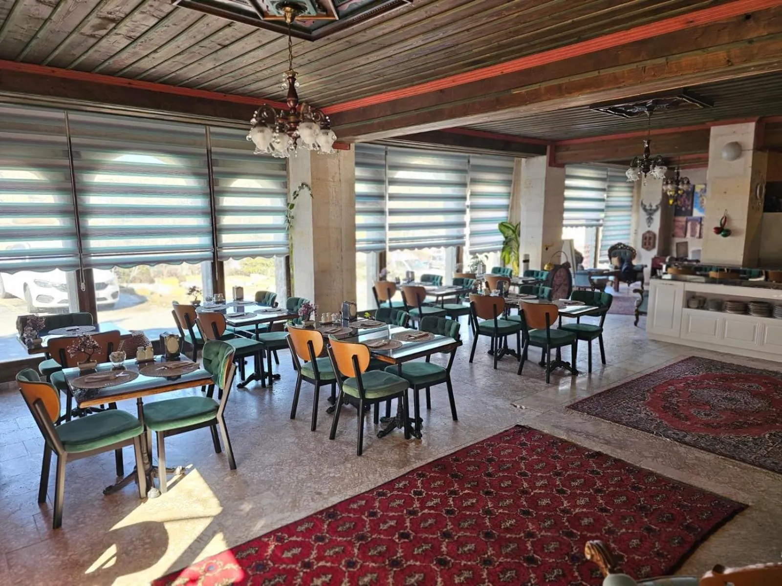 Breakfast in Roc Of Cappadocia