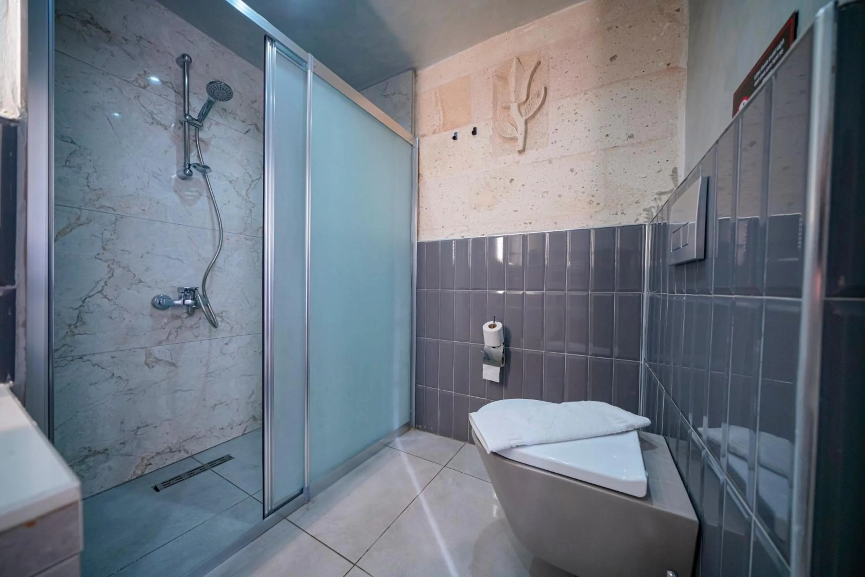 Shower in Cappadocia Divin House