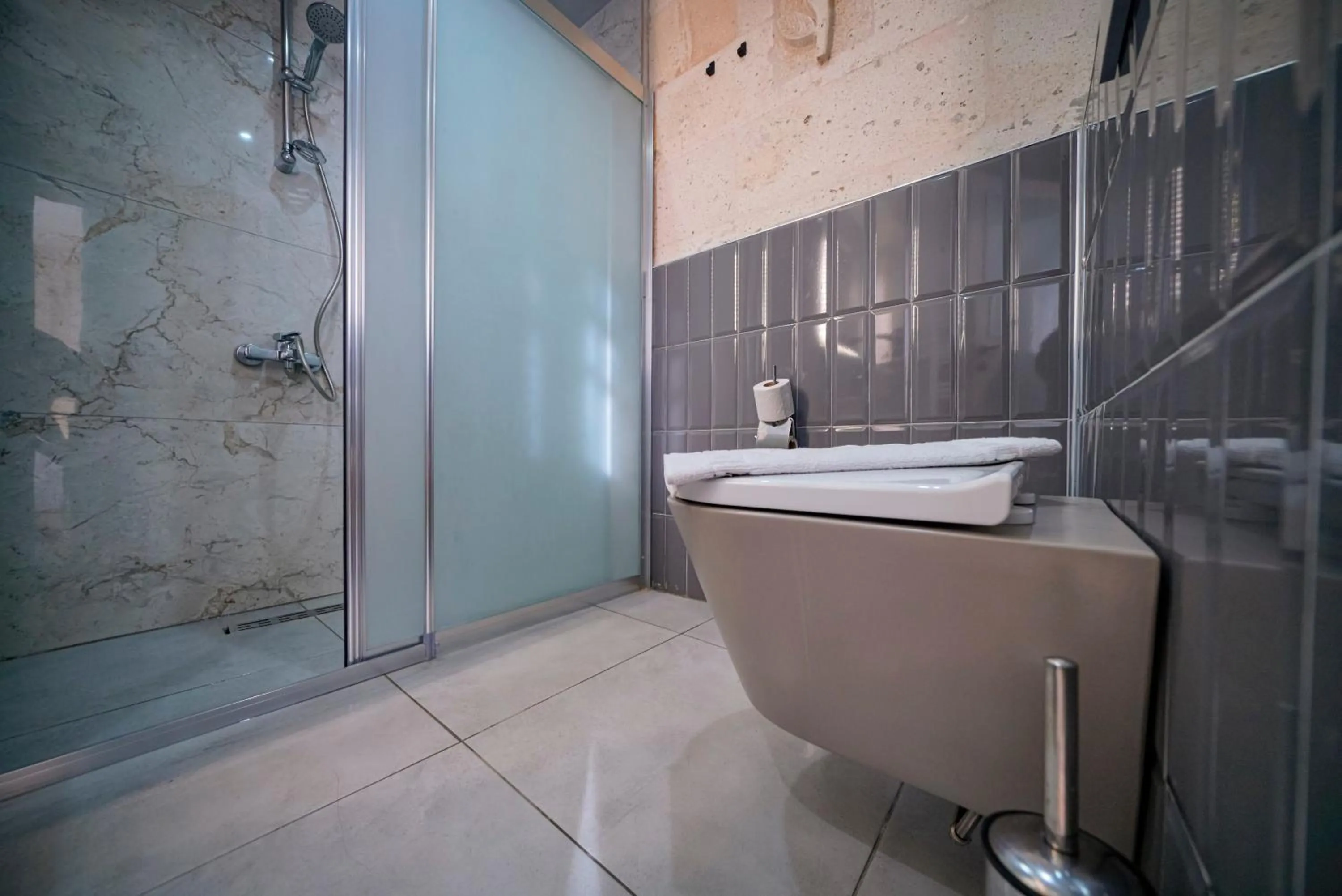 Shower in Cappadocia Divin House