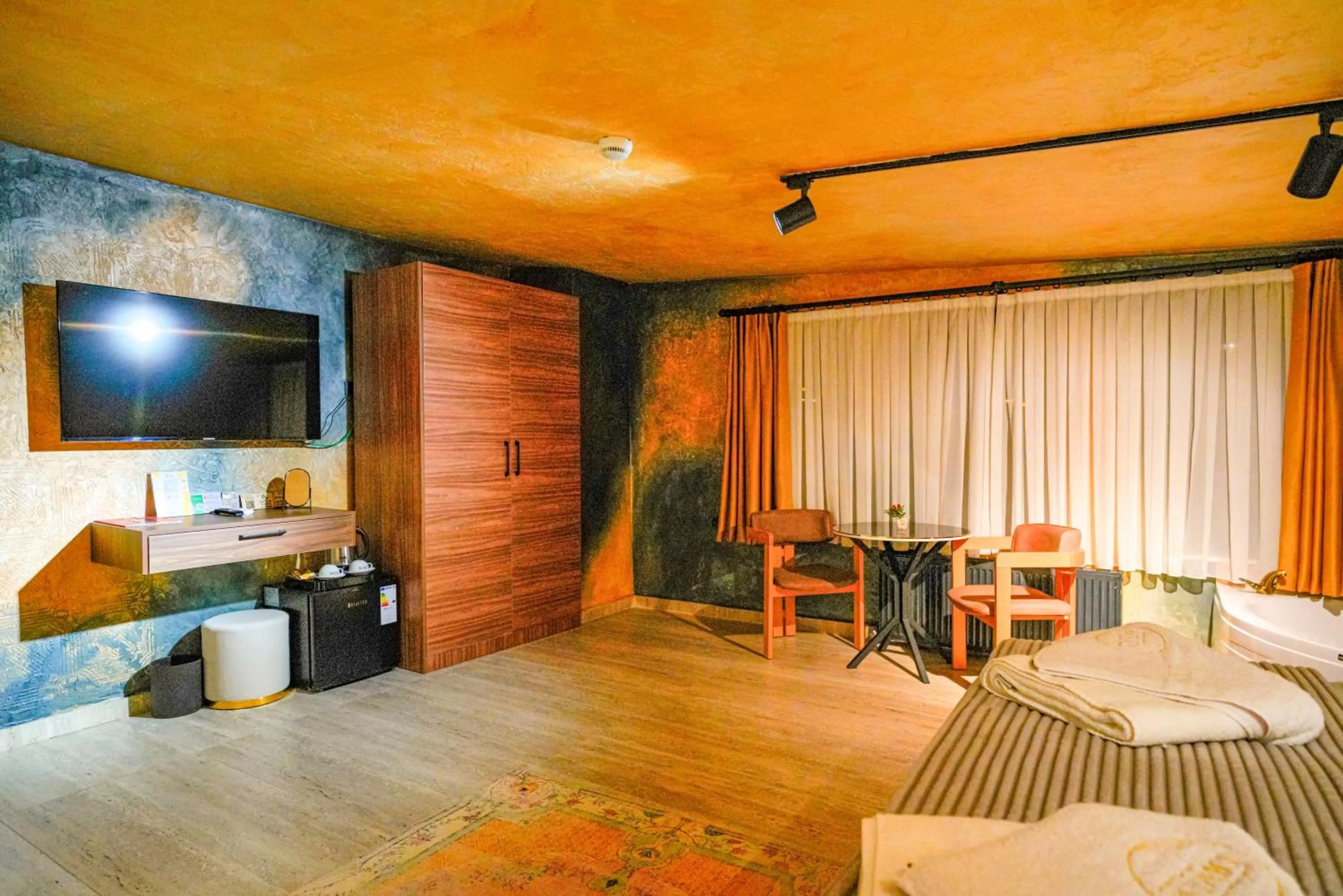 TV and multimedia in Cappadocia Divin House