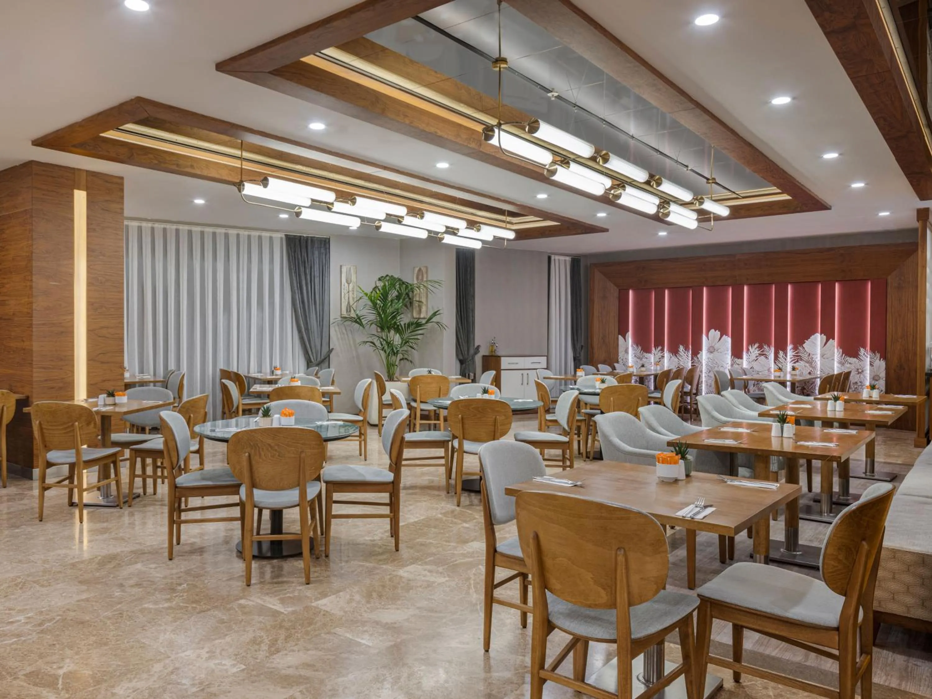 Restaurant/places to eat in Kahya Hotel Ankara