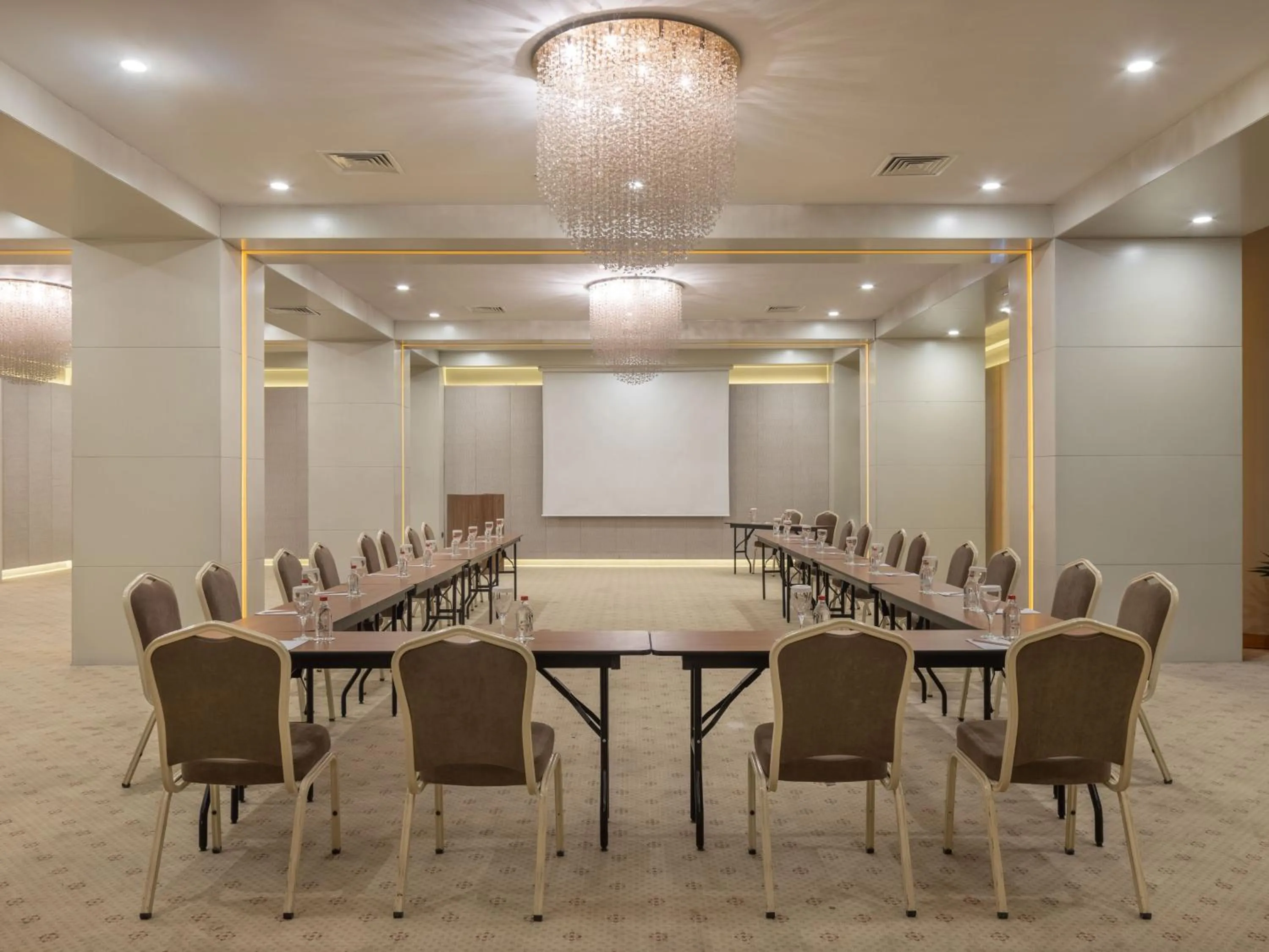 Meeting/conference room in Kahya Hotel Ankara