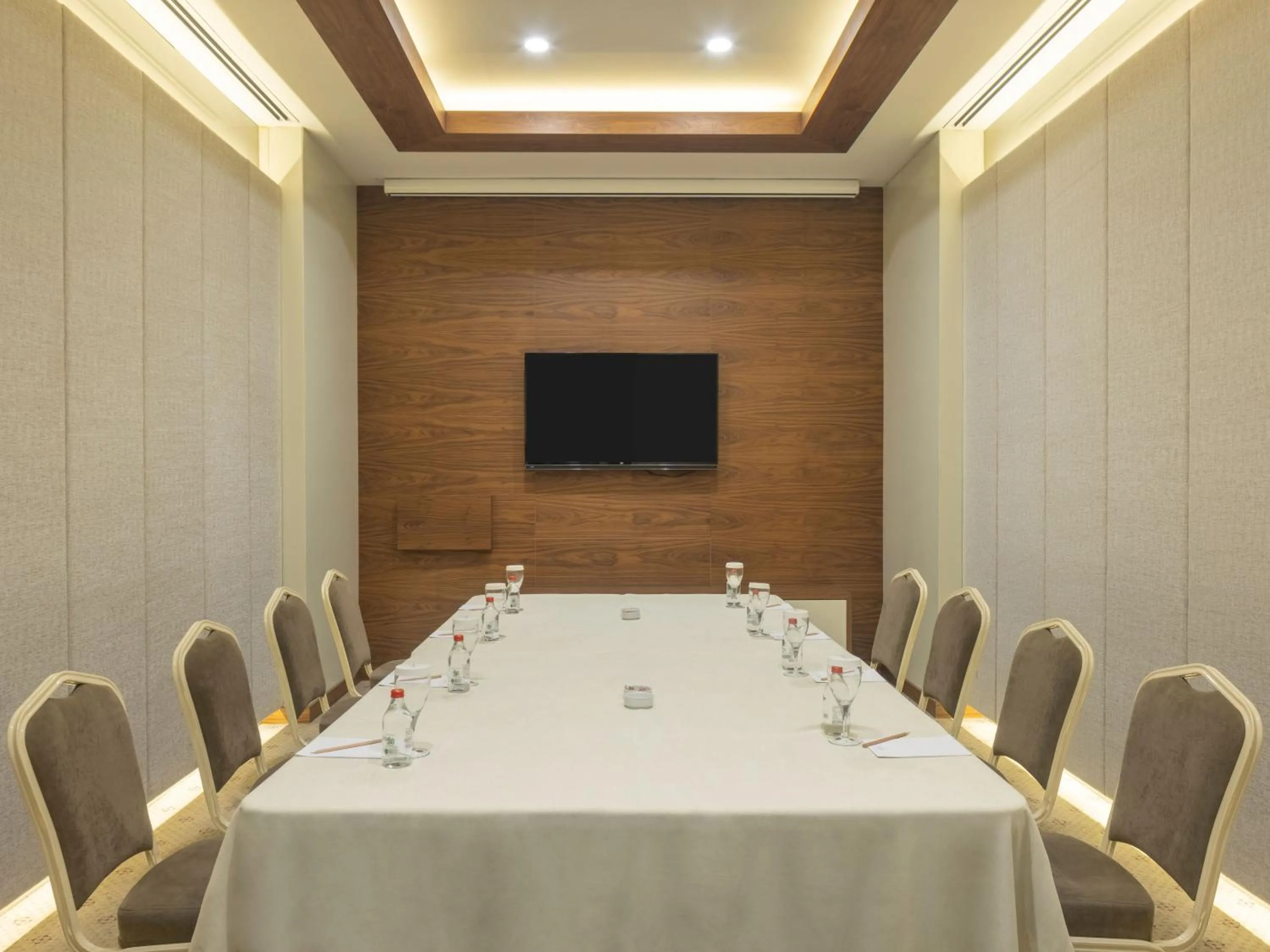 Meeting/conference room in Kahya Hotel Ankara