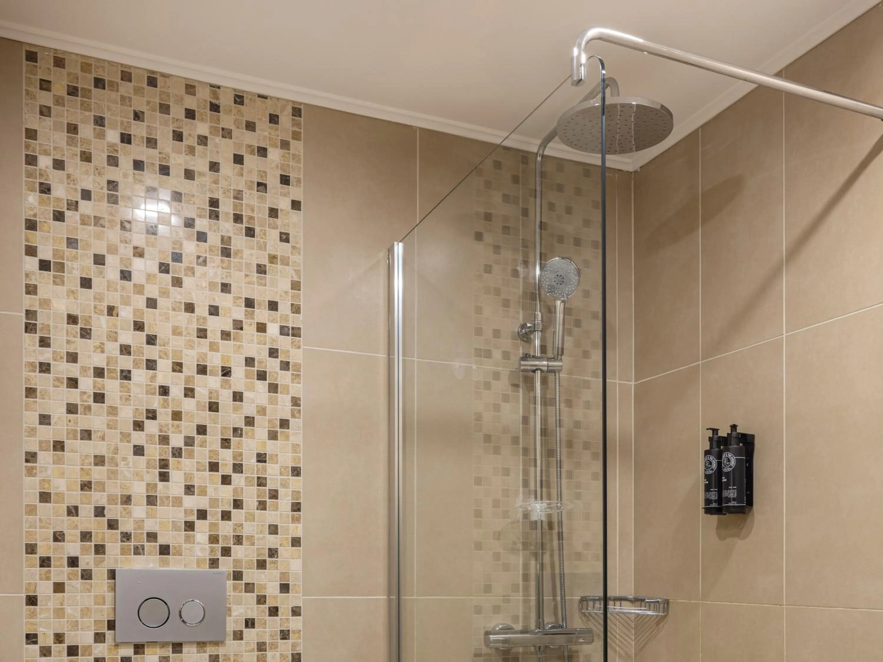 Shower in Kahya Hotel Ankara