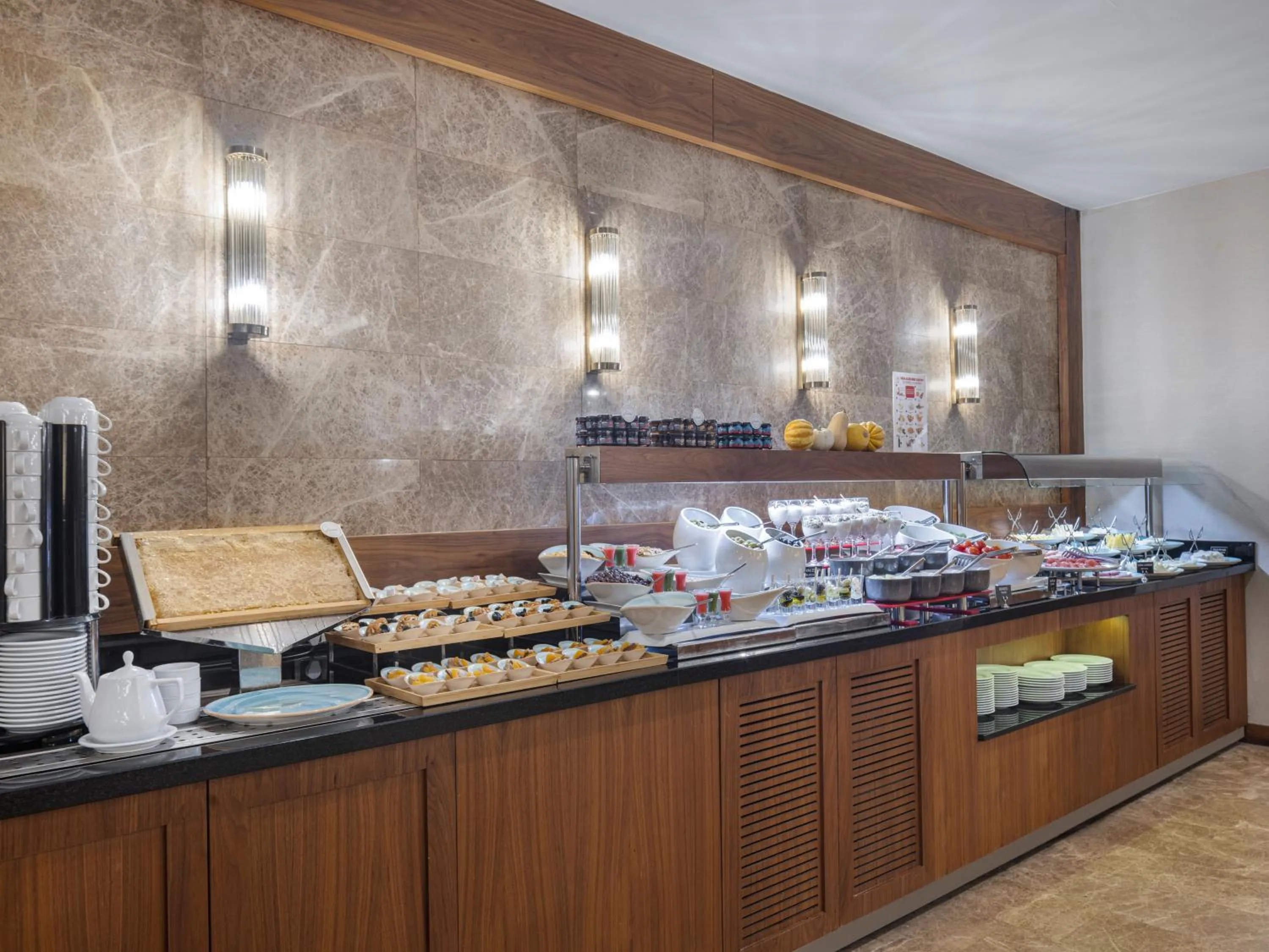Buffet breakfast in Kahya Hotel Ankara