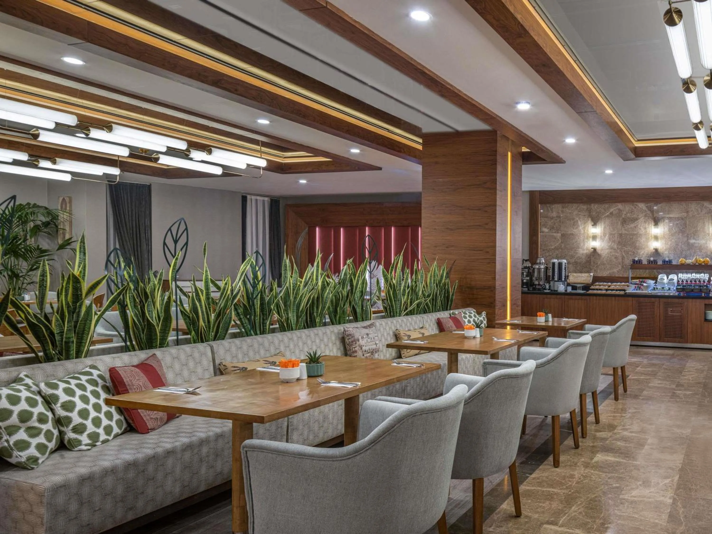 Restaurant/places to eat in Mercure Ankara Kızılay