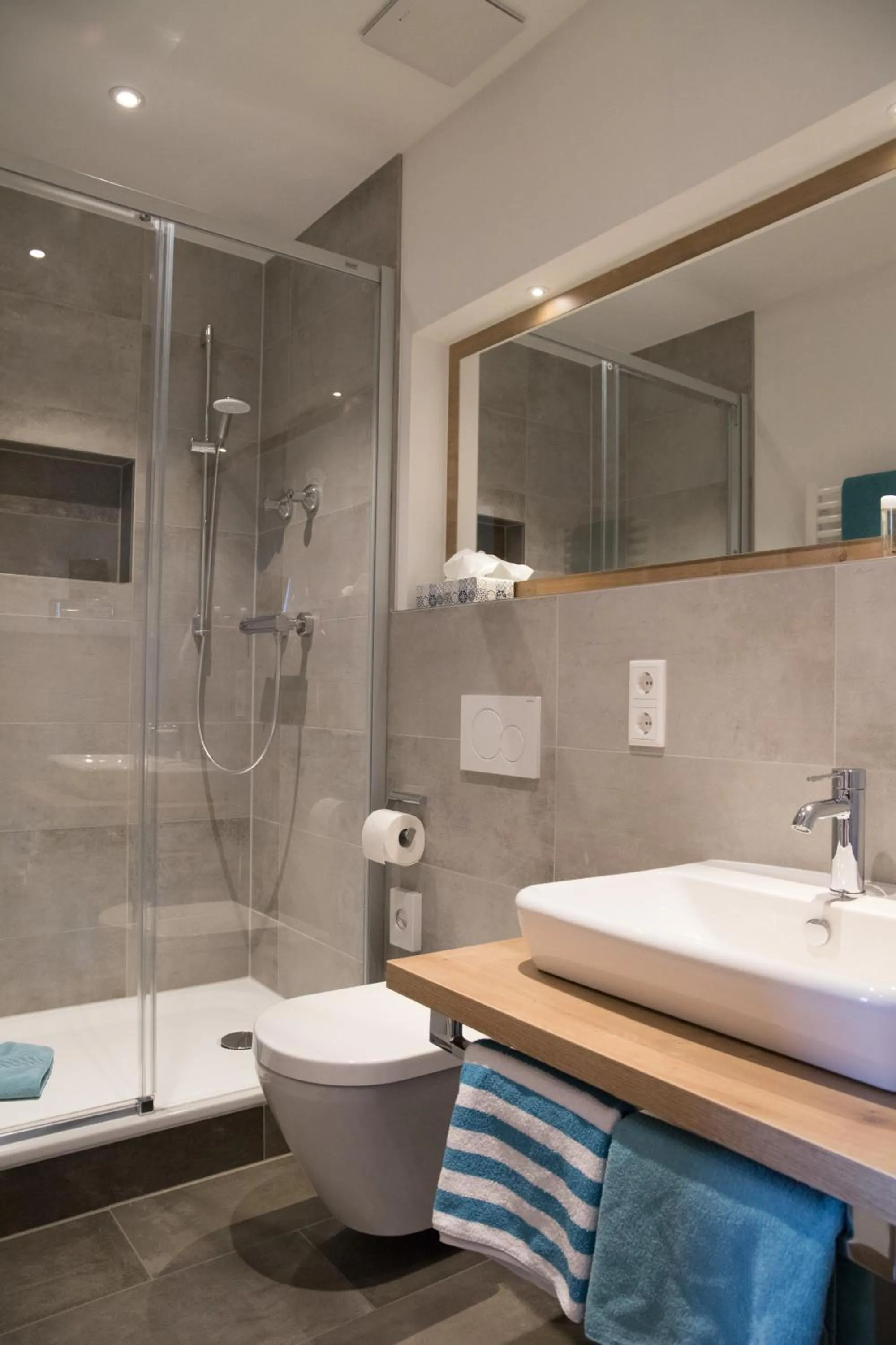 Bathroom in Hotel Bauer garni