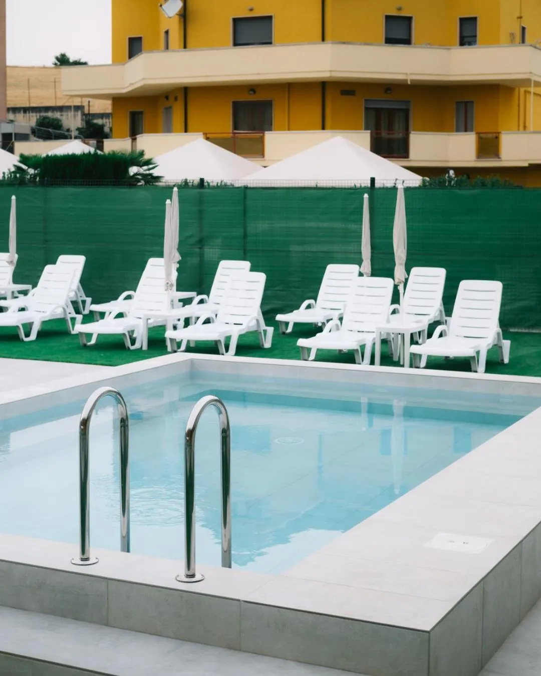 Swimming pool in Hotel La Tavernetta