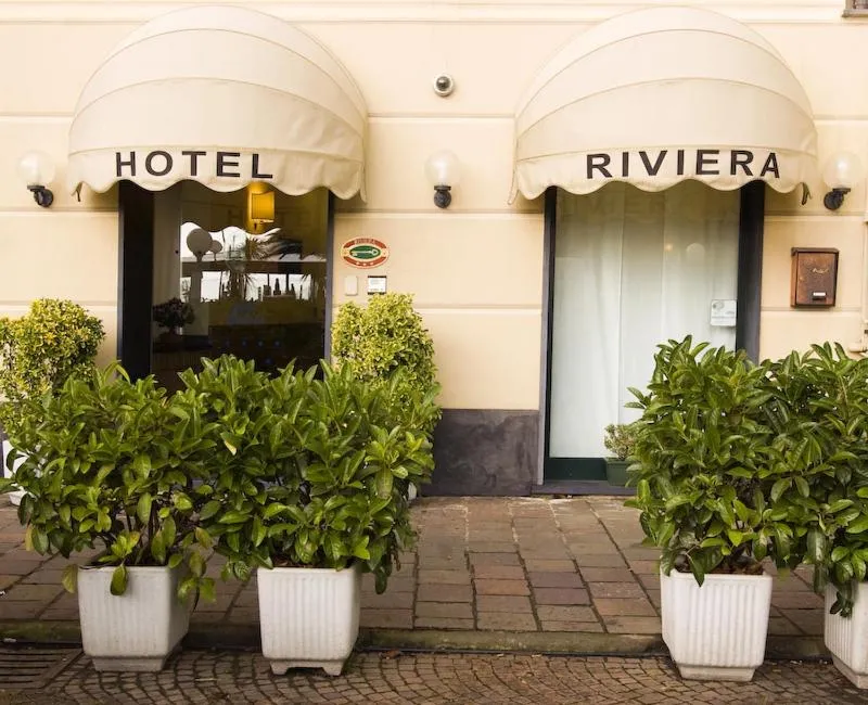 Facade/entrance in Hotel Riviera