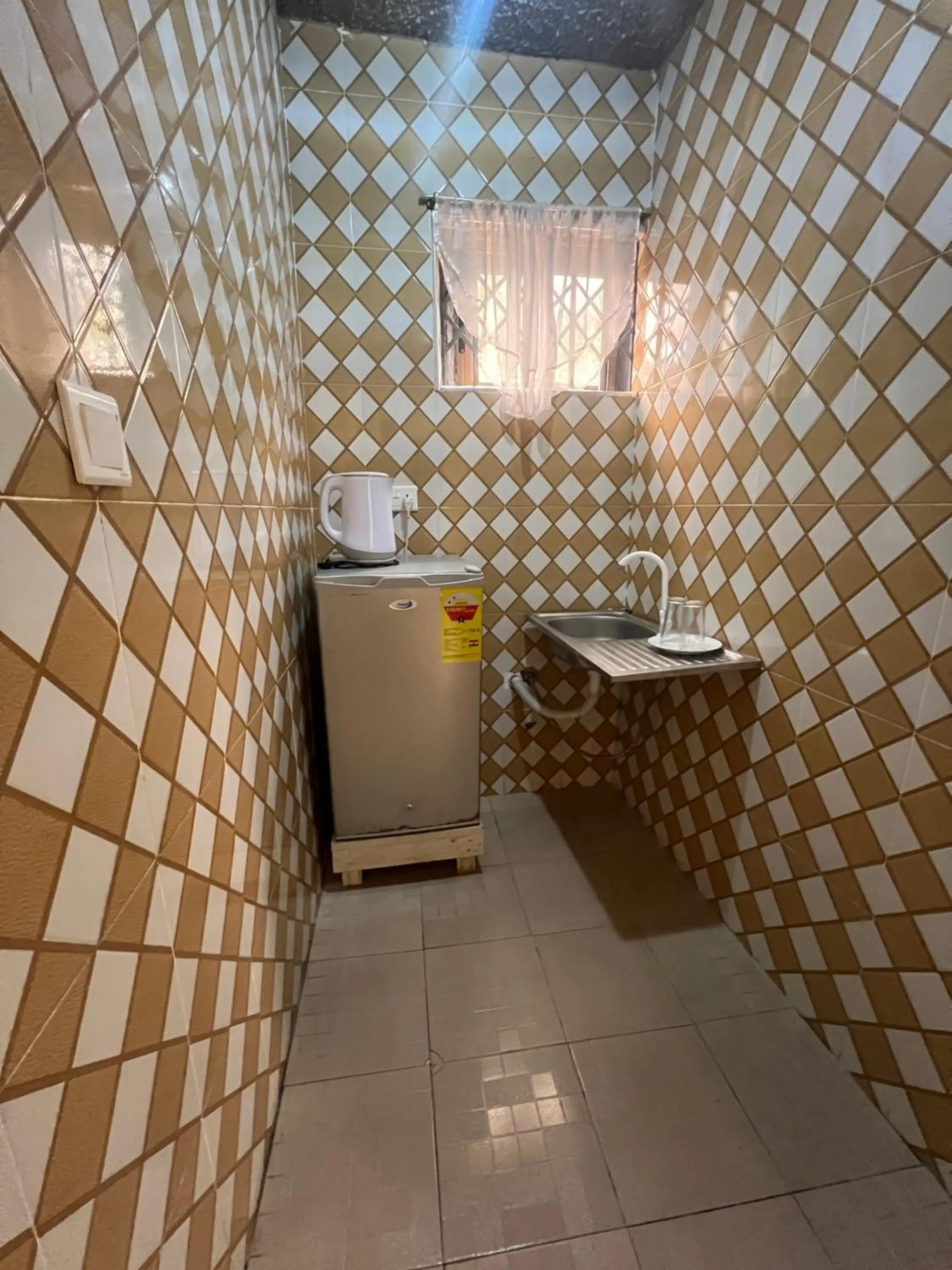 K-Archy Lodge, Kyebi