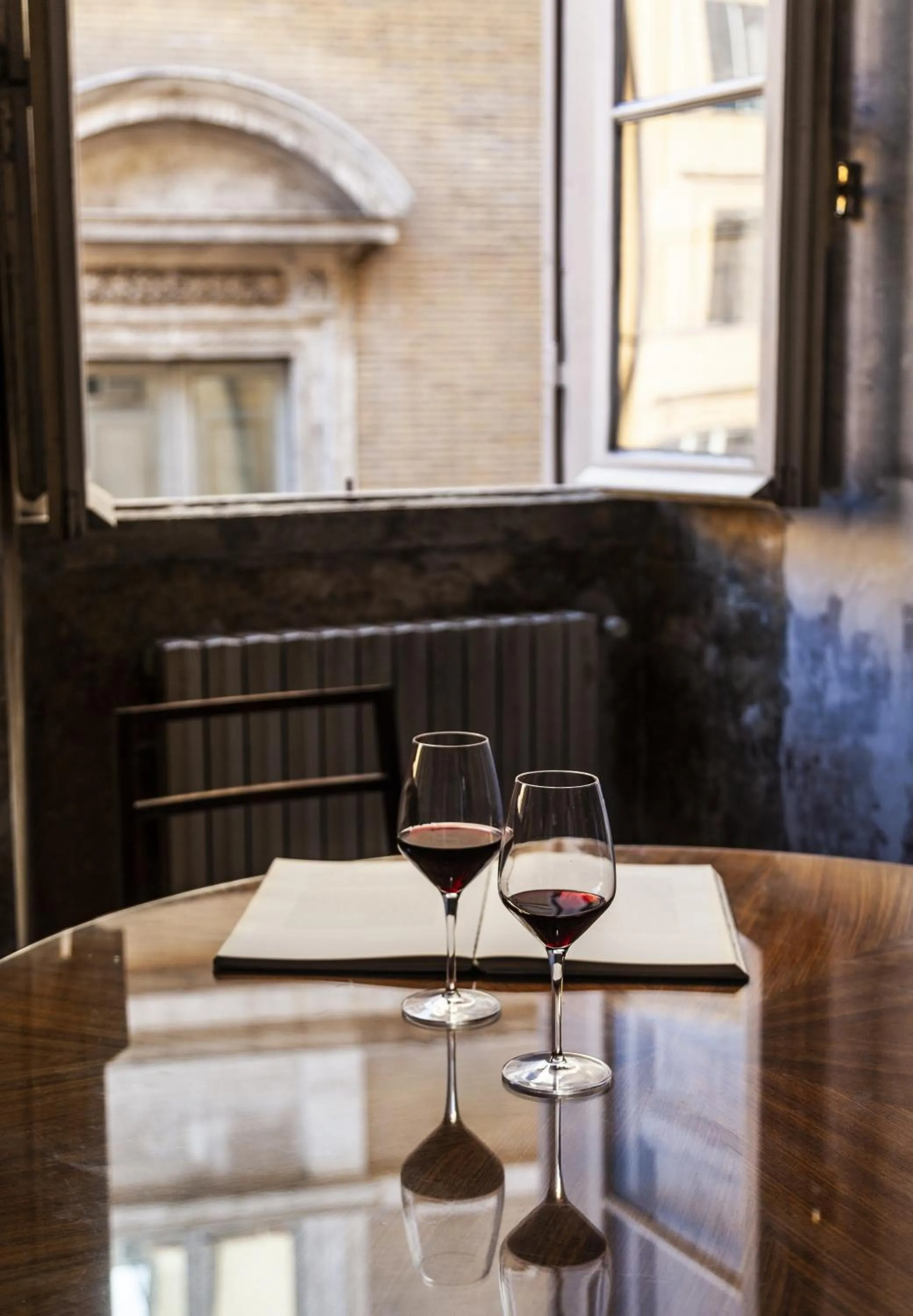 Drinks in G-Rough, Rome, a Member of Design Hotels