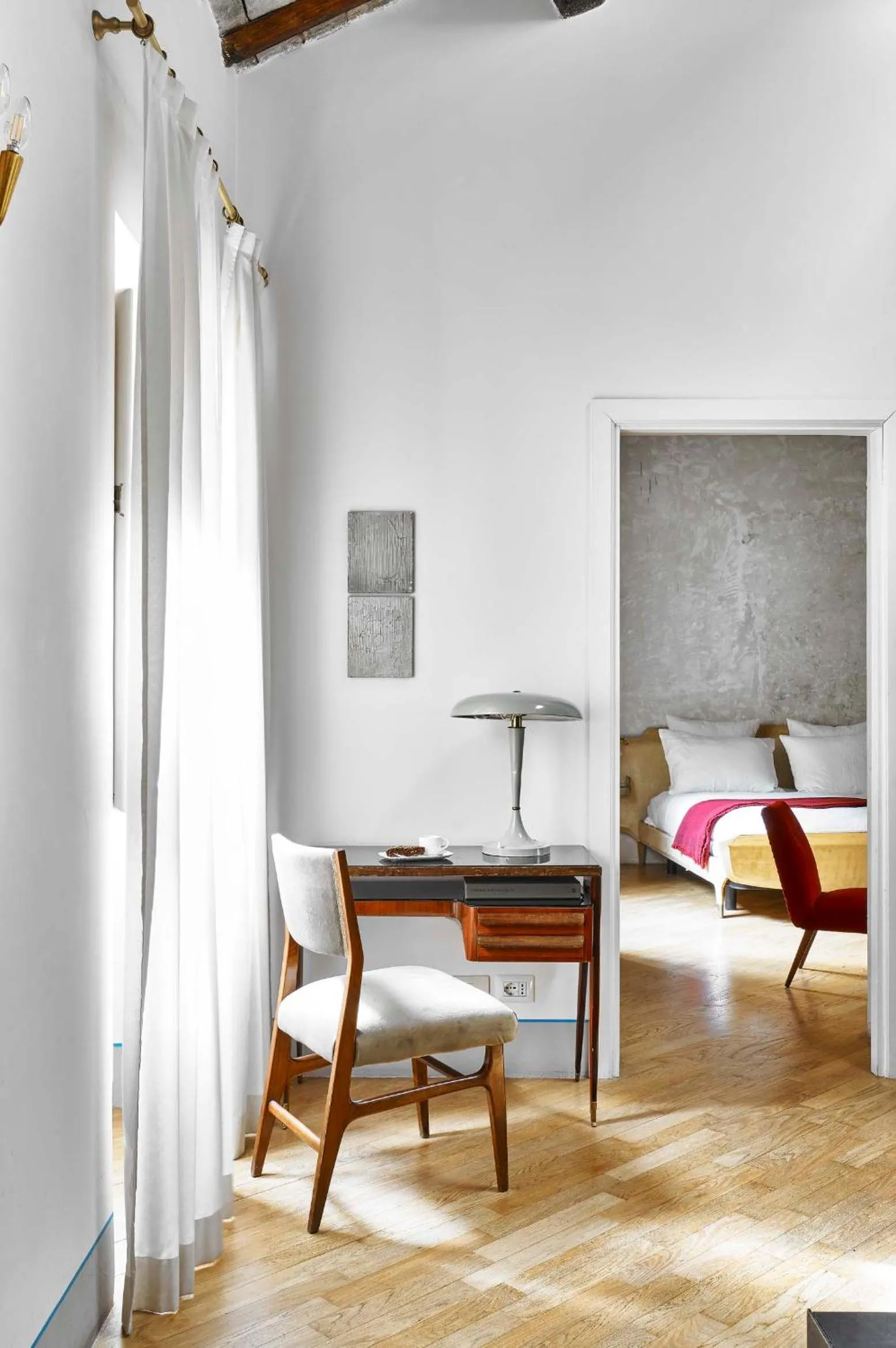 Seating area, Bed in G-Rough, Rome, a Member of Design Hotels