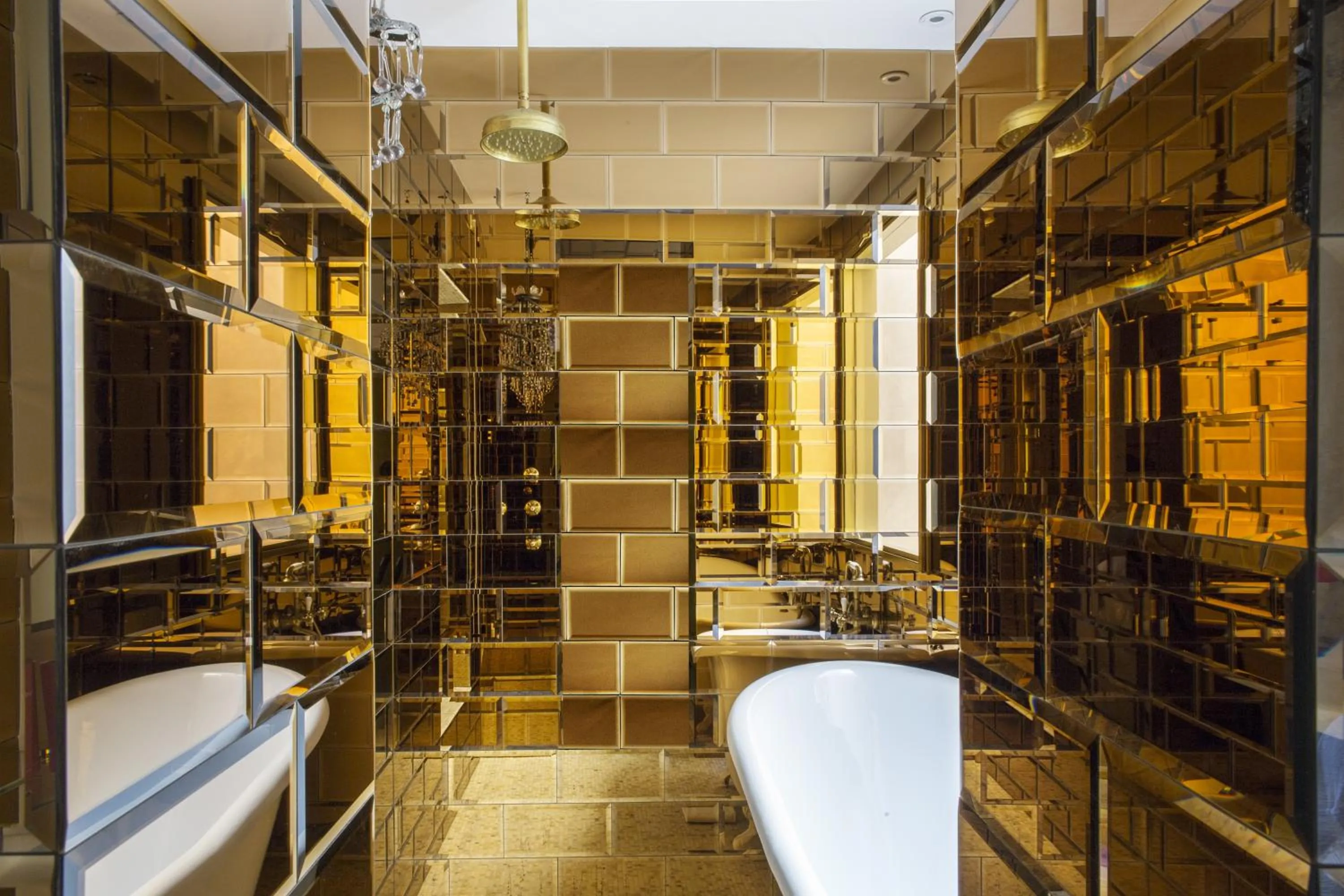 Bathroom in G-Rough, Rome, a Member of Design Hotels