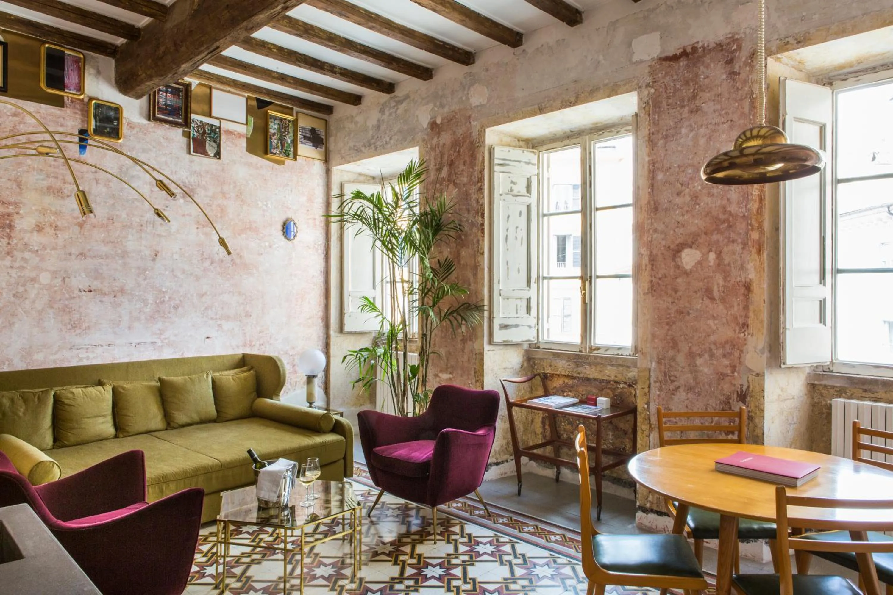 Living room in G-Rough, Rome, a Member of Design Hotels