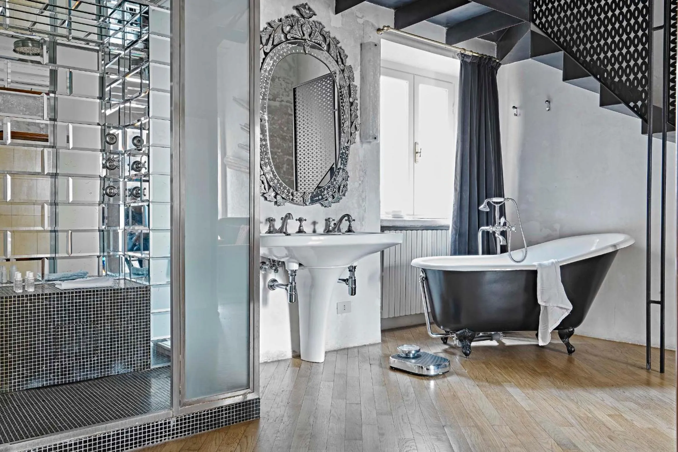 Bathroom in G-Rough, Rome, a Member of Design Hotels